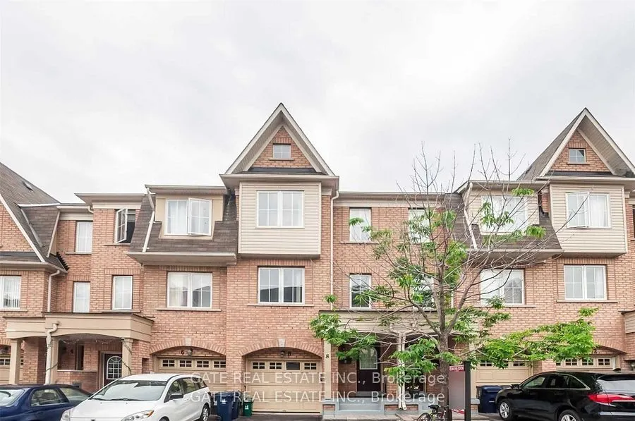 8 Pat Brooks Terrace, #8