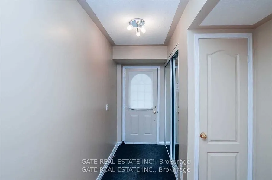 8 Pat Brooks Terrace, #8
