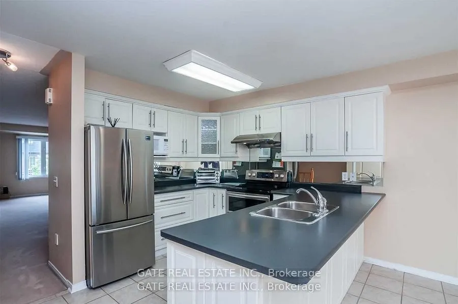 8 Pat Brooks Terrace, #8