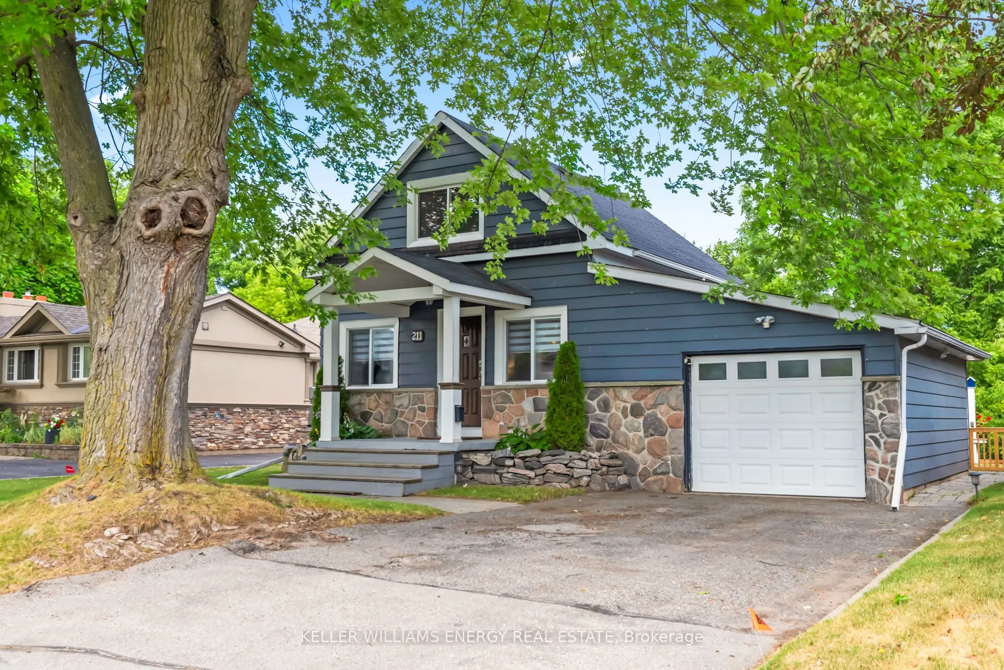 211 Severn Street