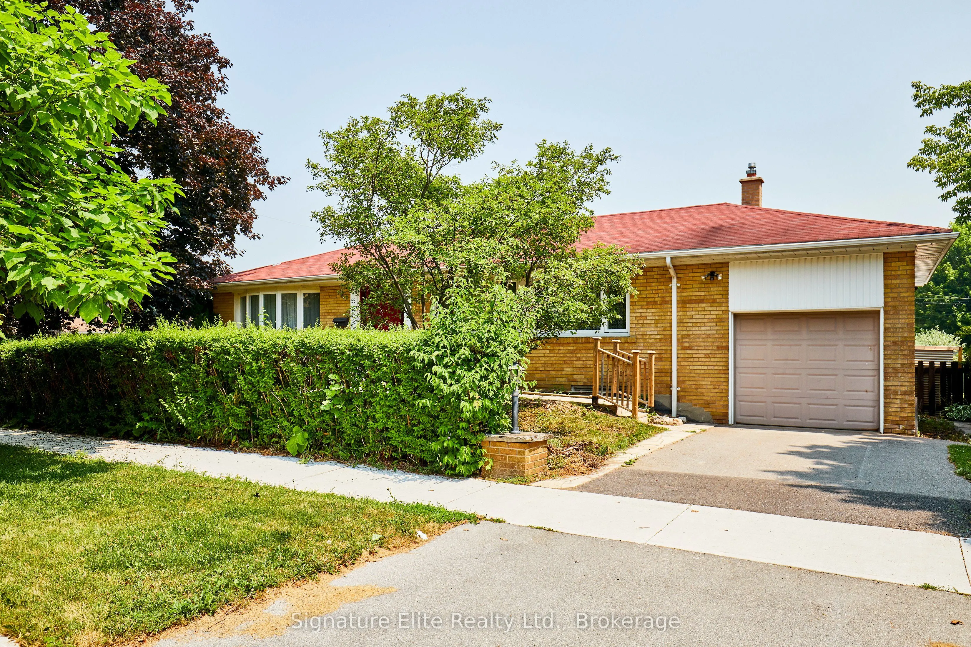 55 Rowatson Road, #Lower