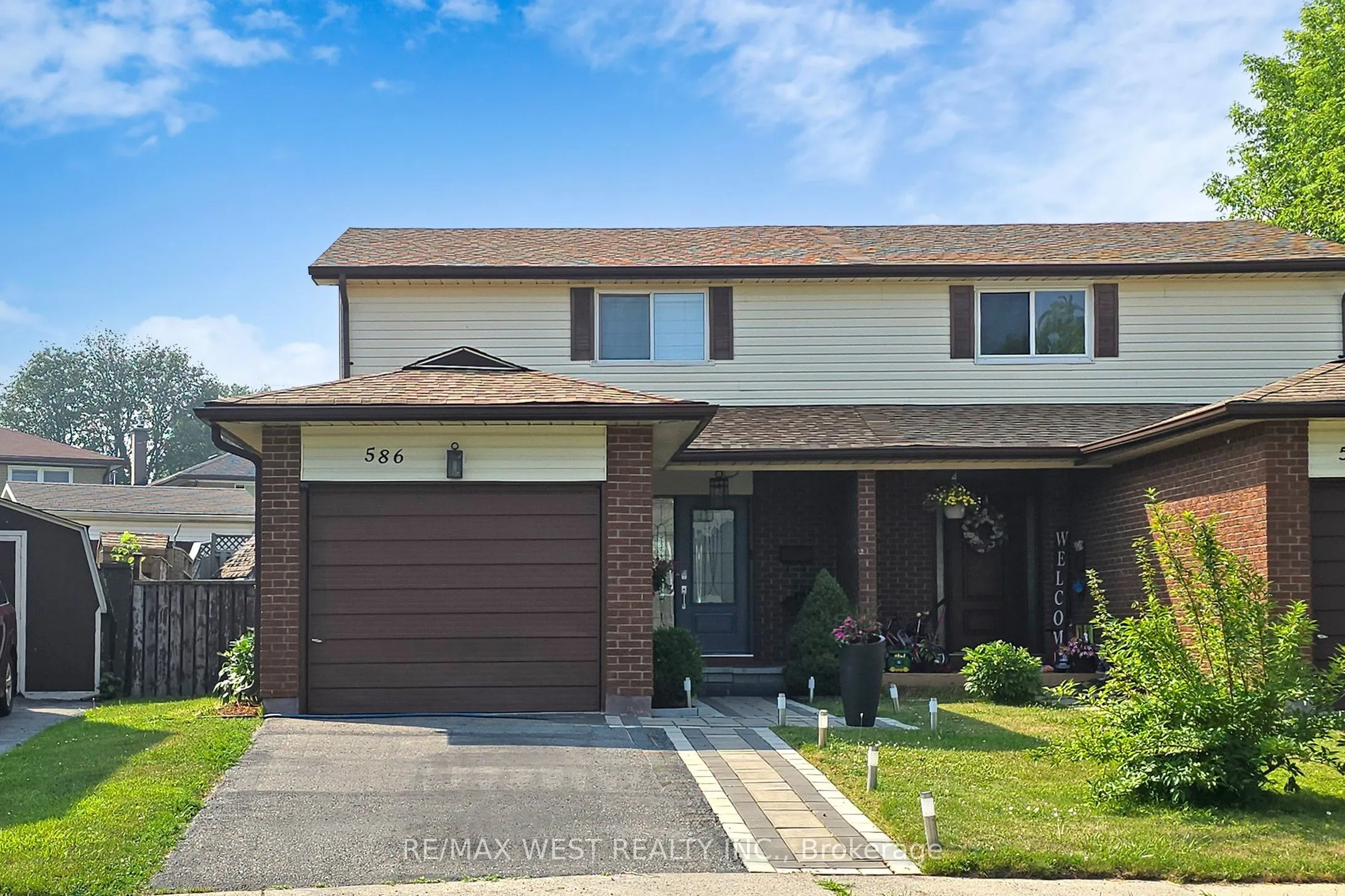 586 Balsam Crescent