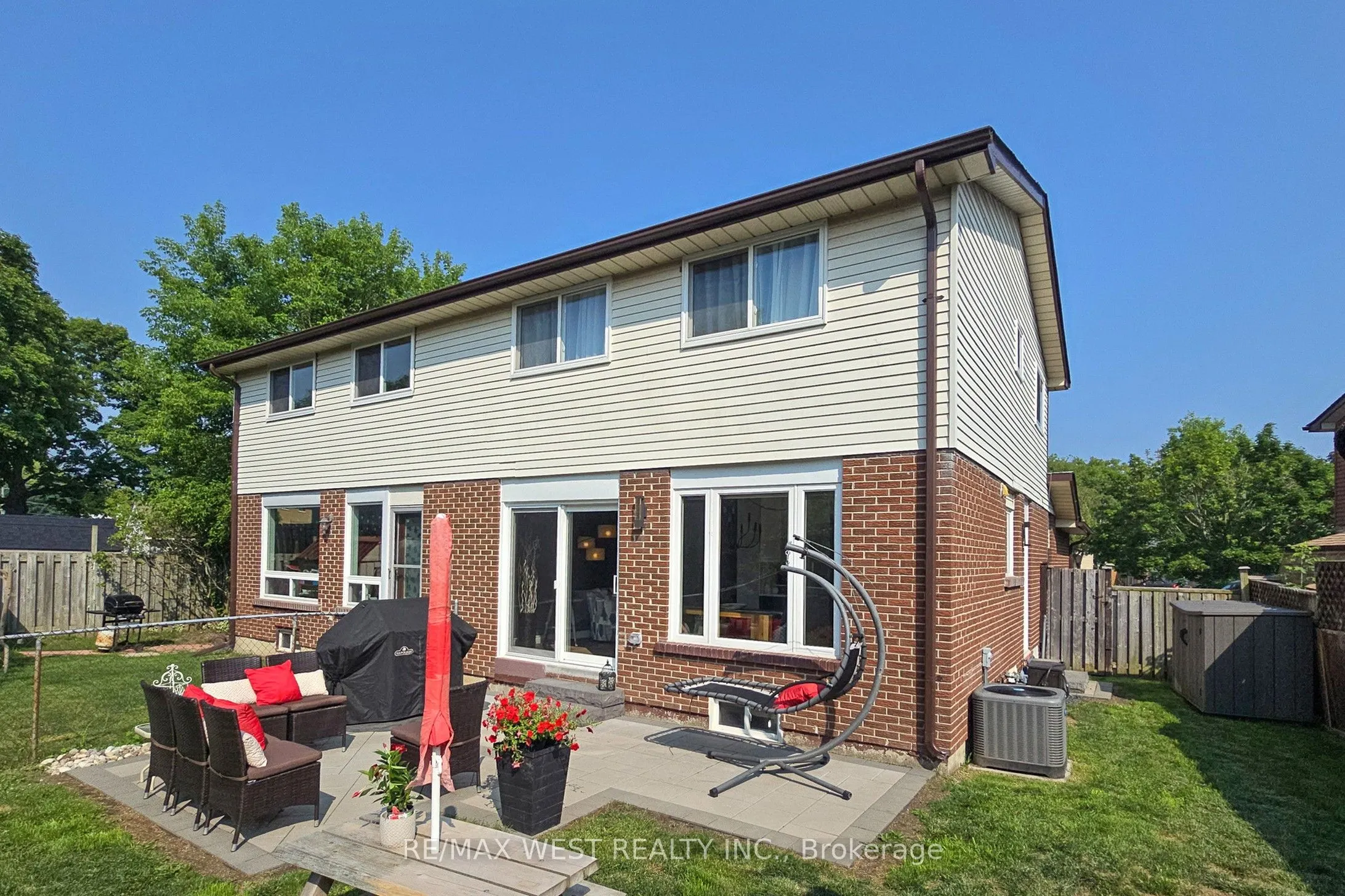 586 Balsam Crescent