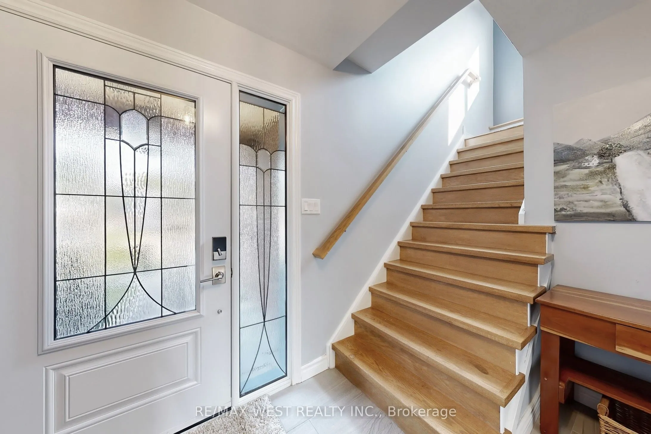 586 Balsam Crescent