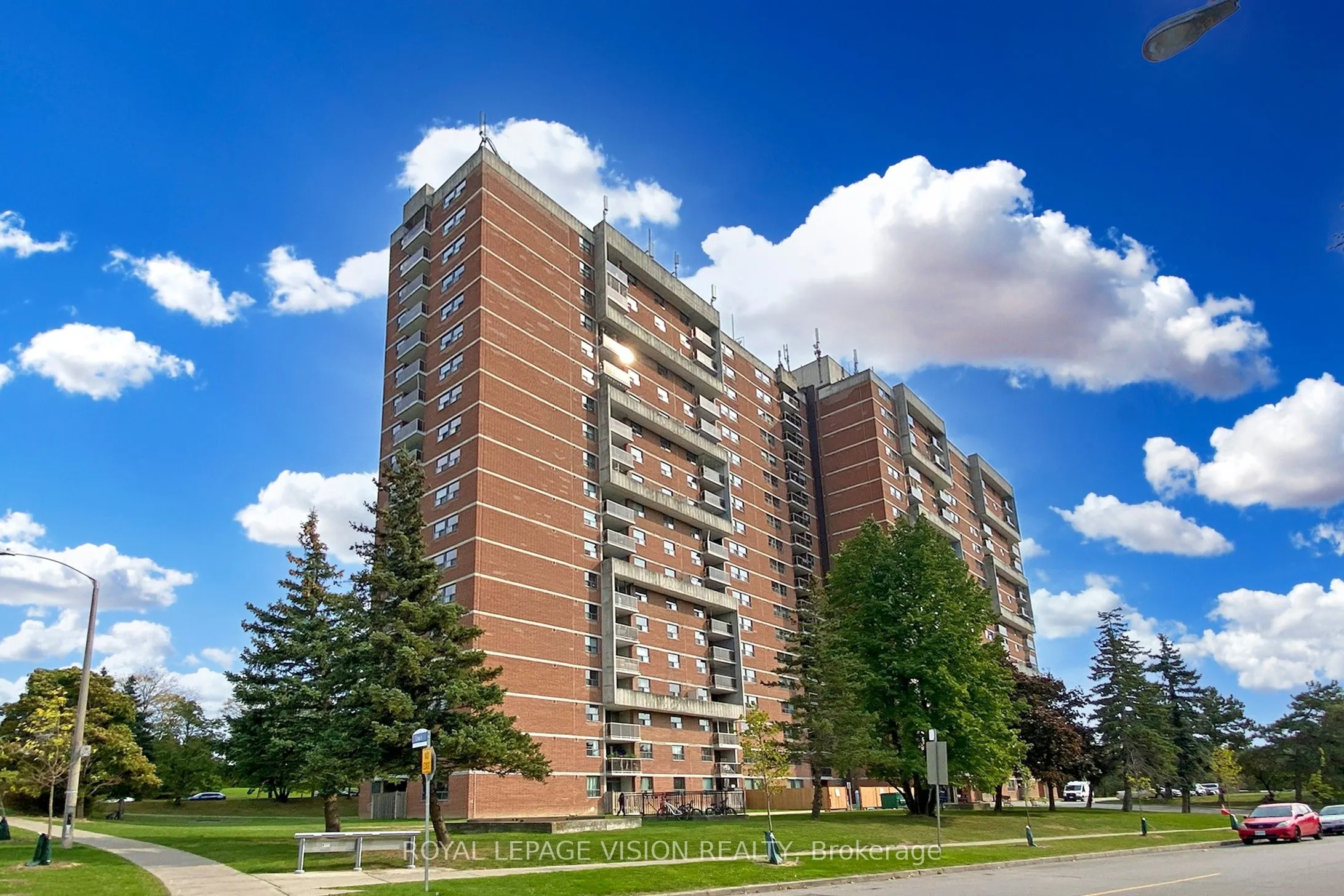 100 Wingarden Court, #1803