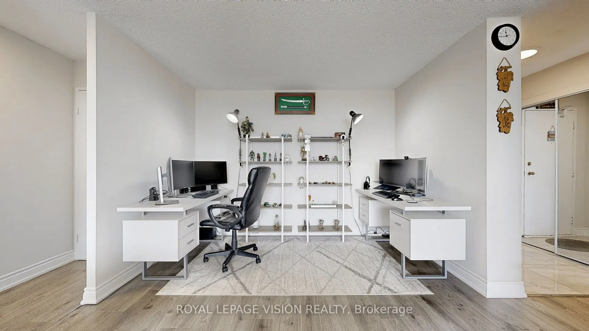 100 Wingarden Court, #1803
