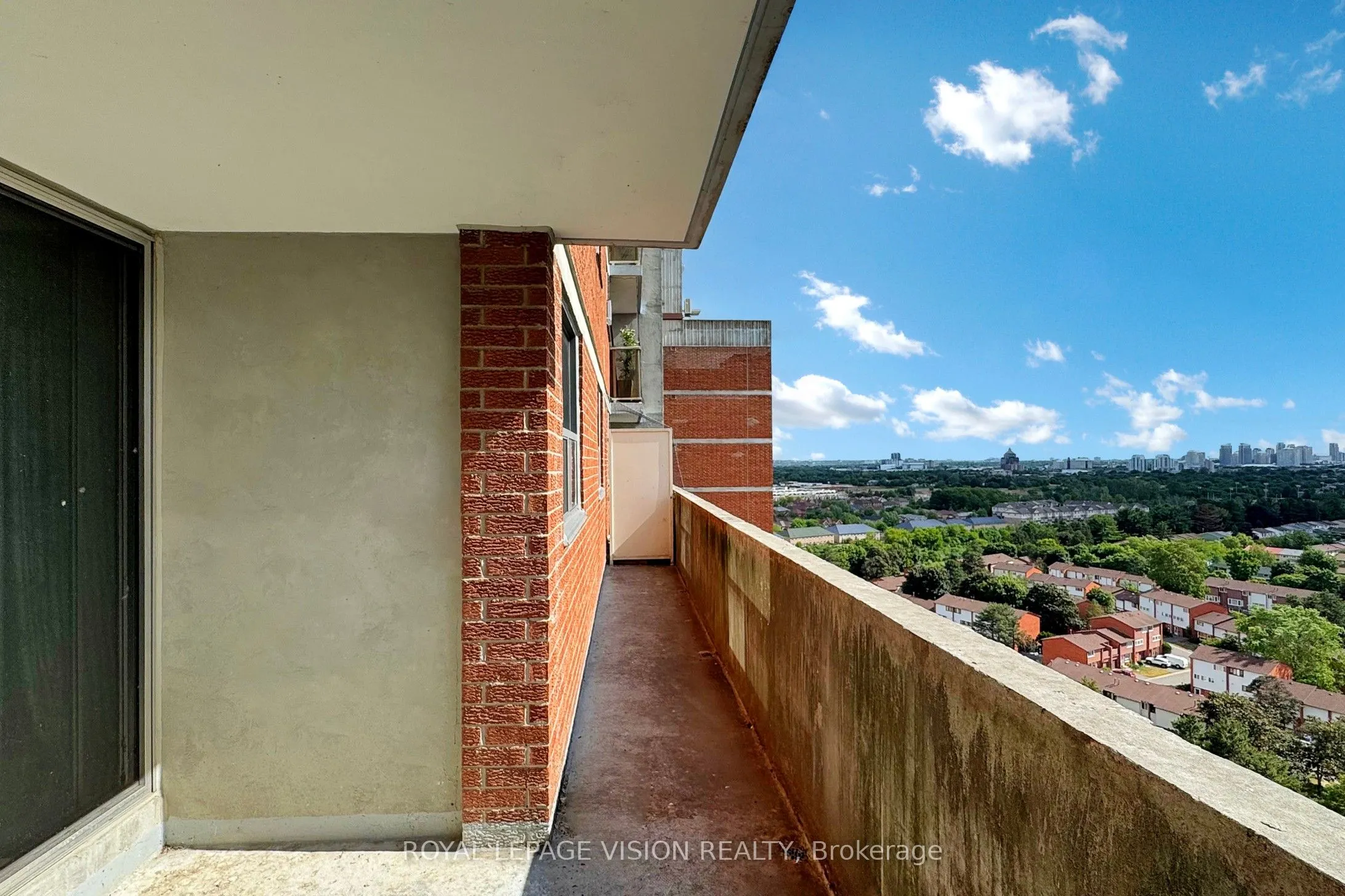 100 Wingarden Court, #1803