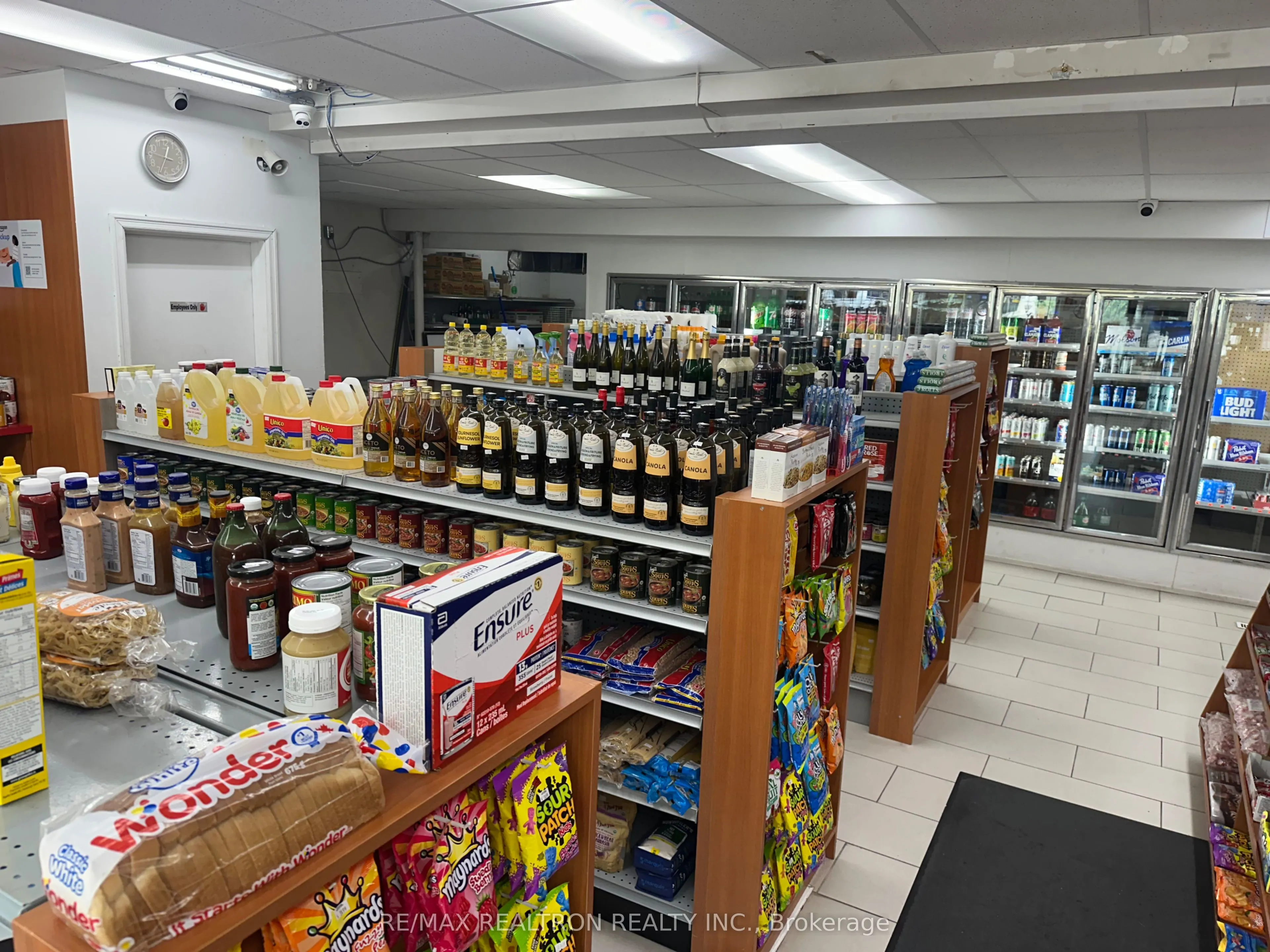 152 Park Rd South