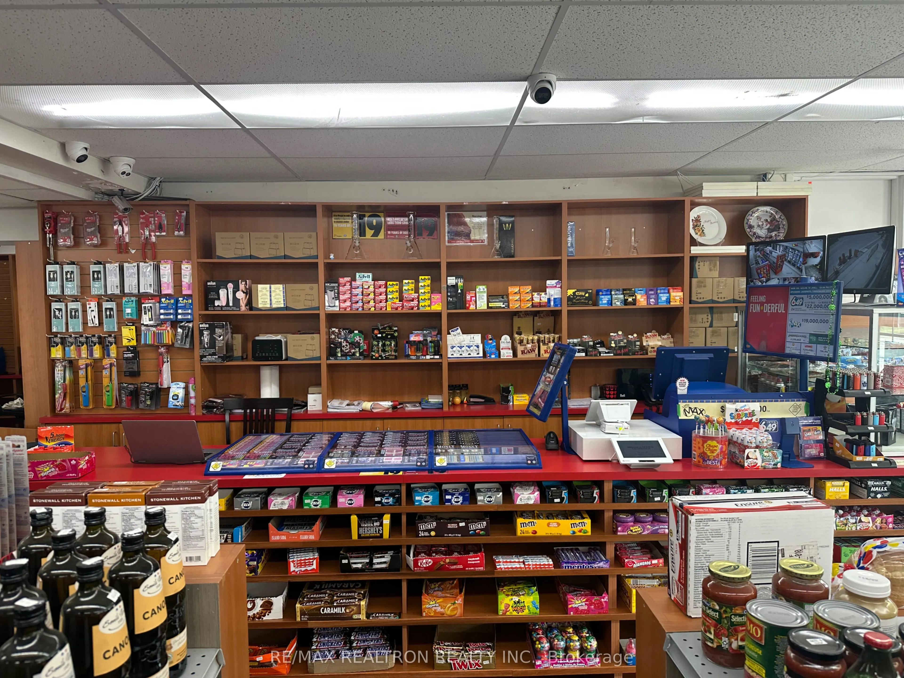 152 Park Rd South