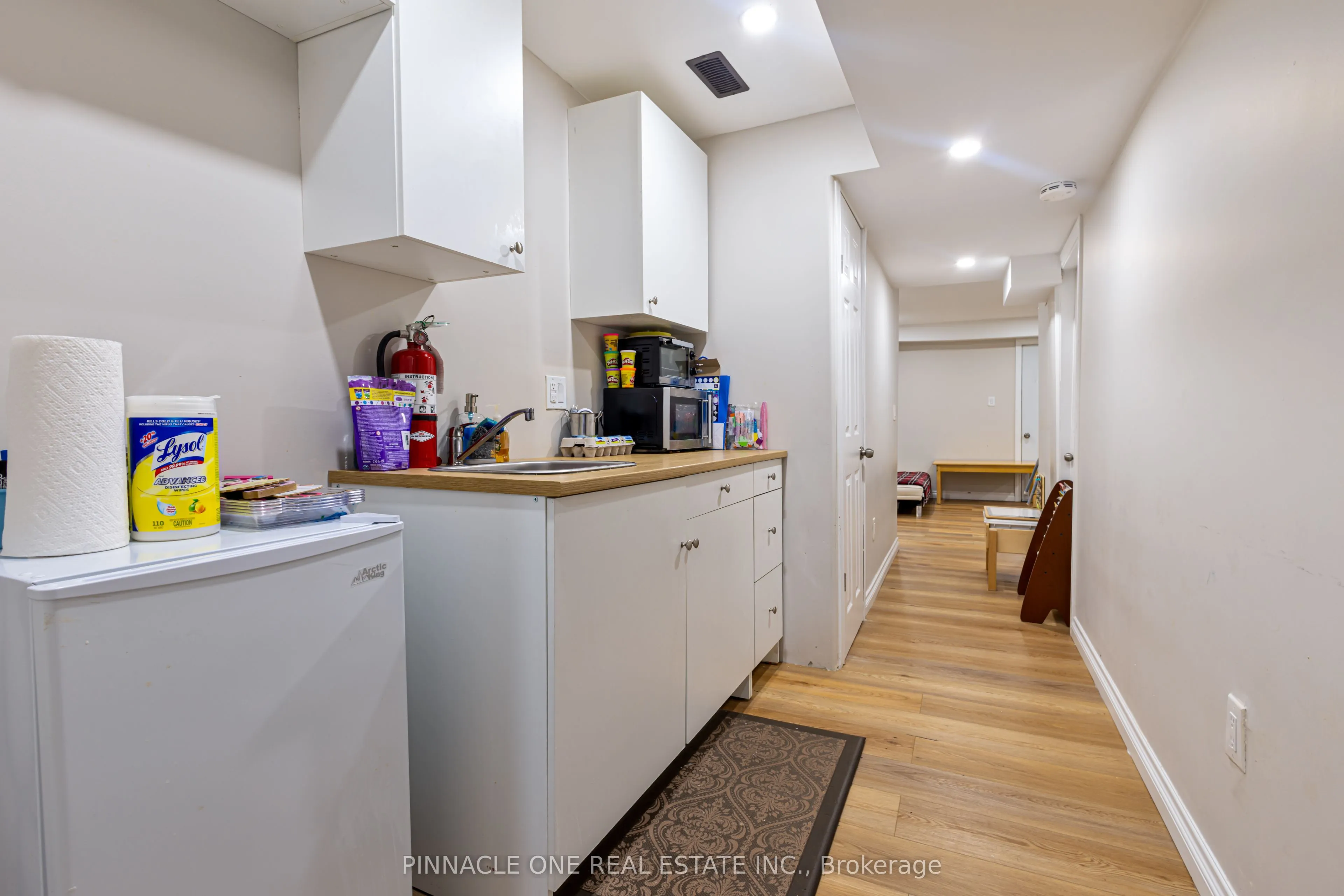 30 Ambereen Place