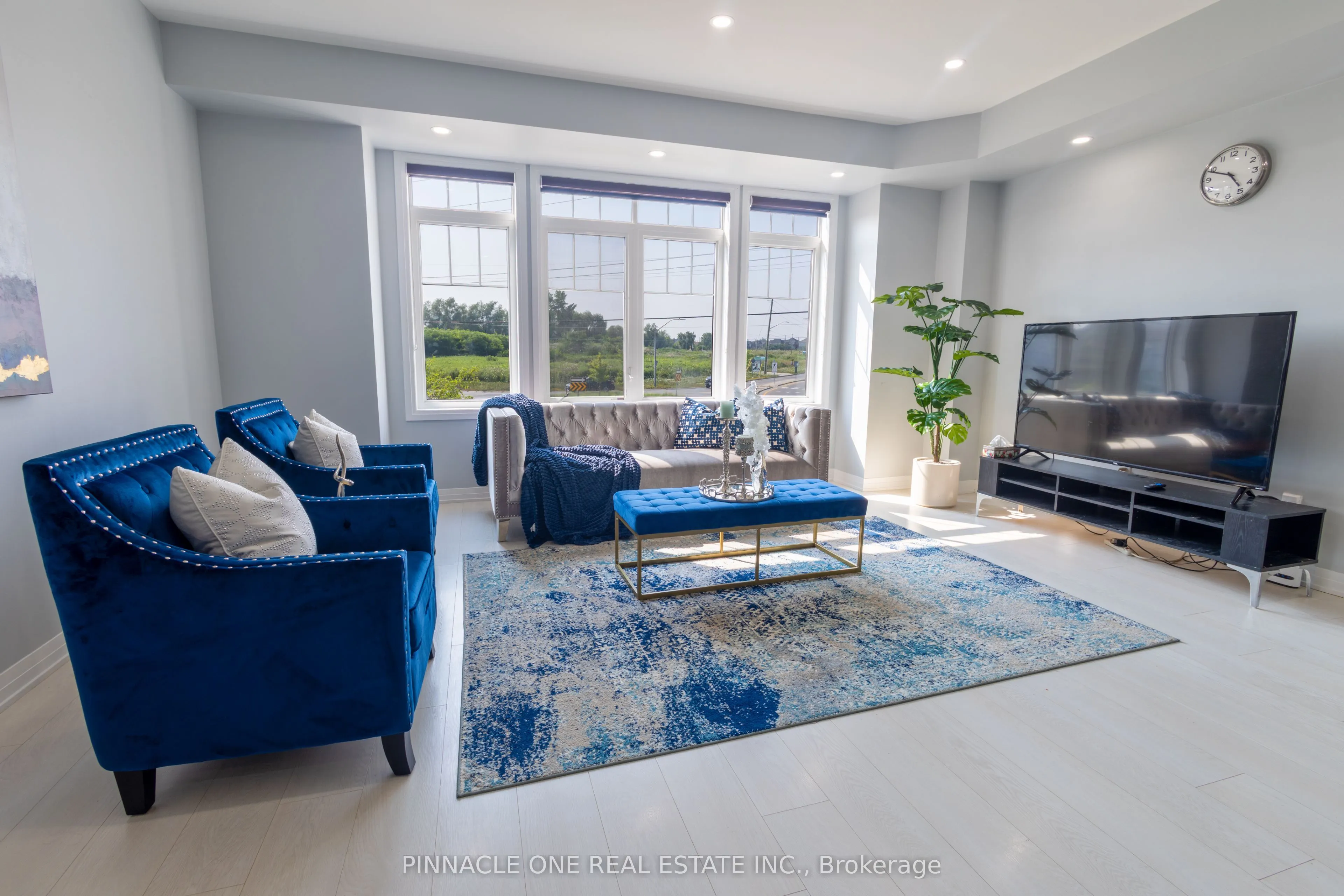 30 Ambereen Place