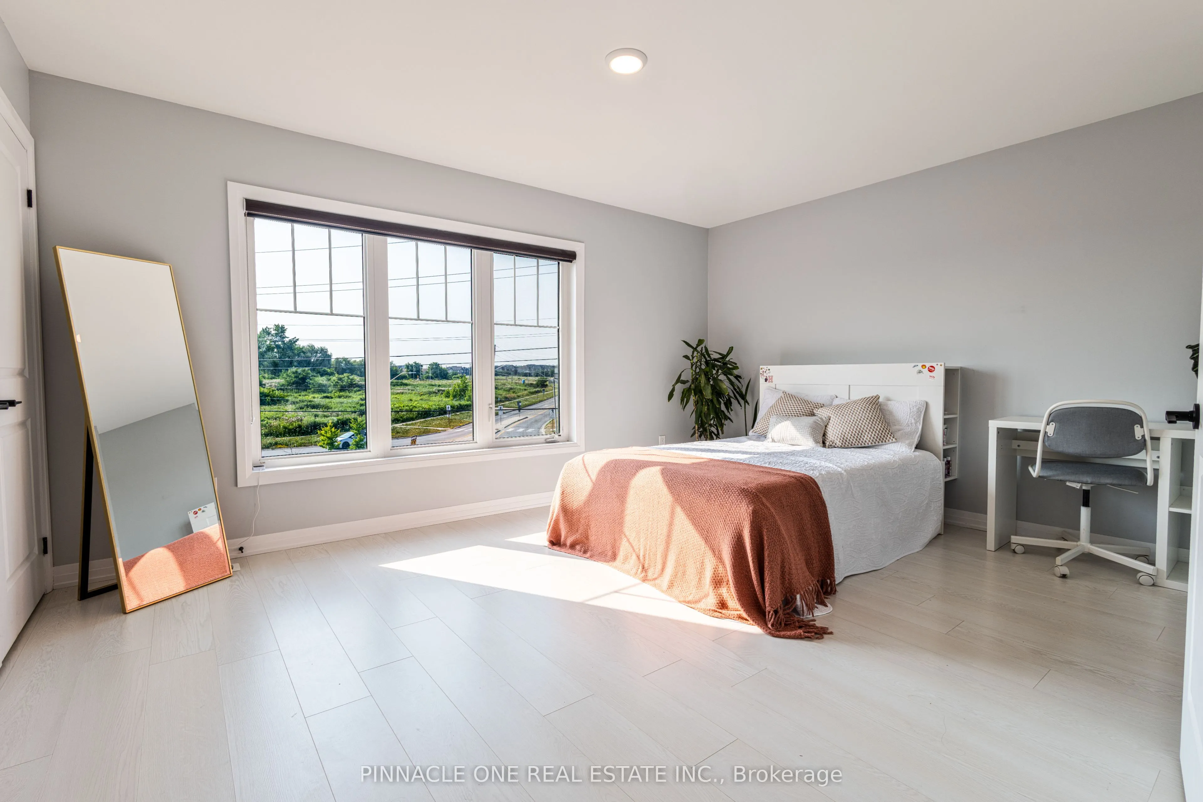 30 Ambereen Place