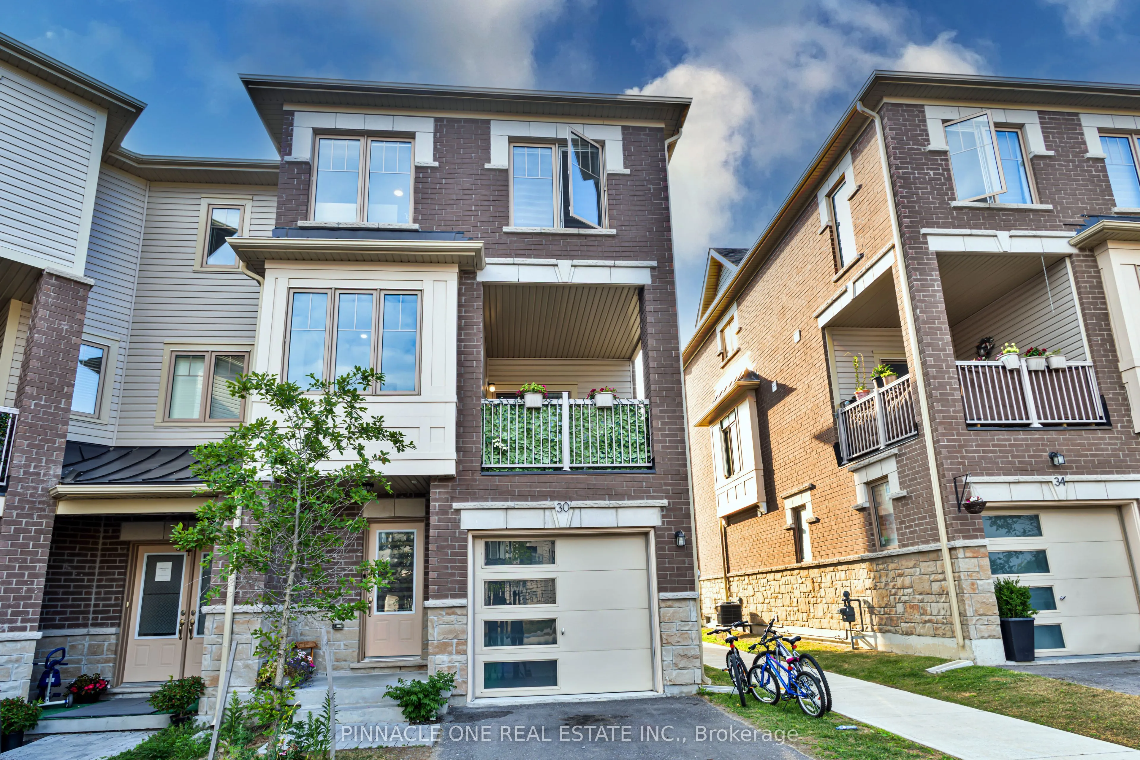 30 Ambereen Place