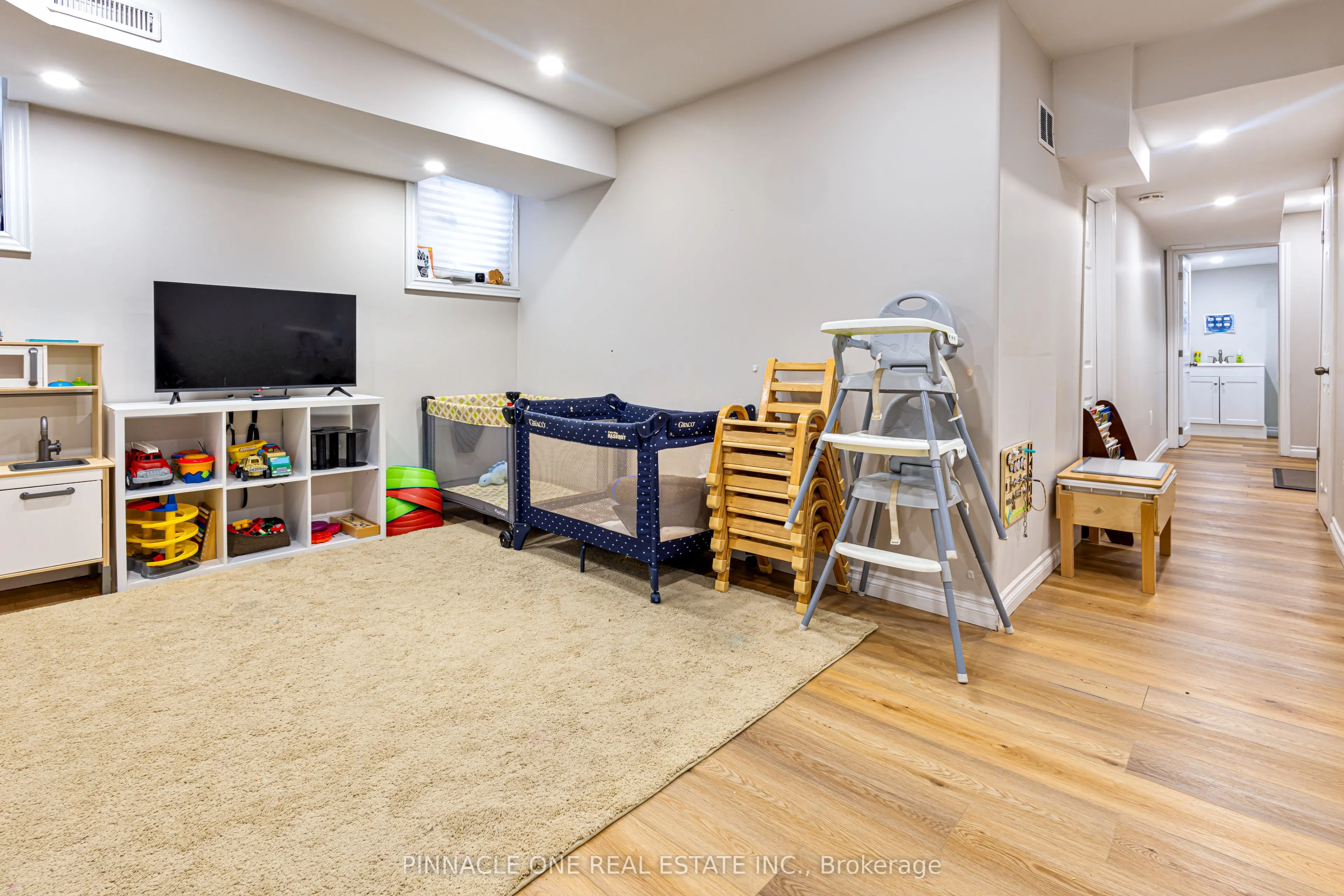 30 Ambereen Place