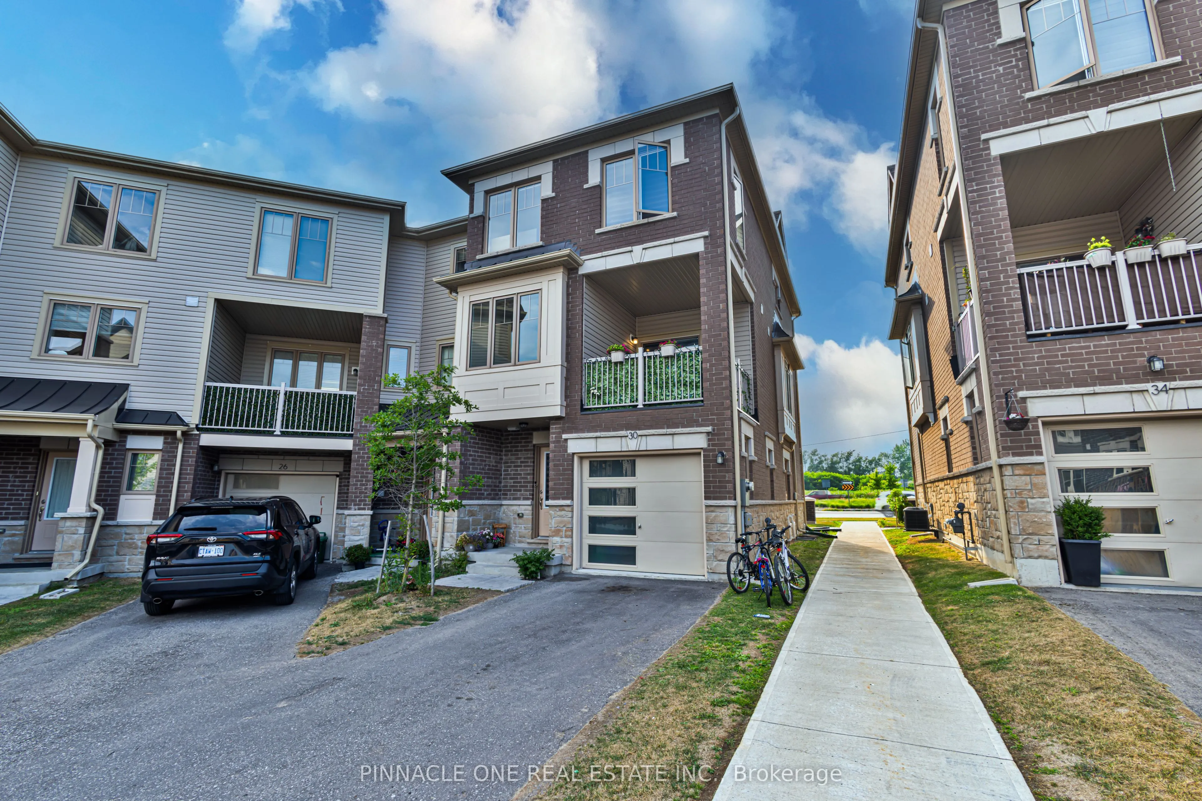 30 Ambereen Place