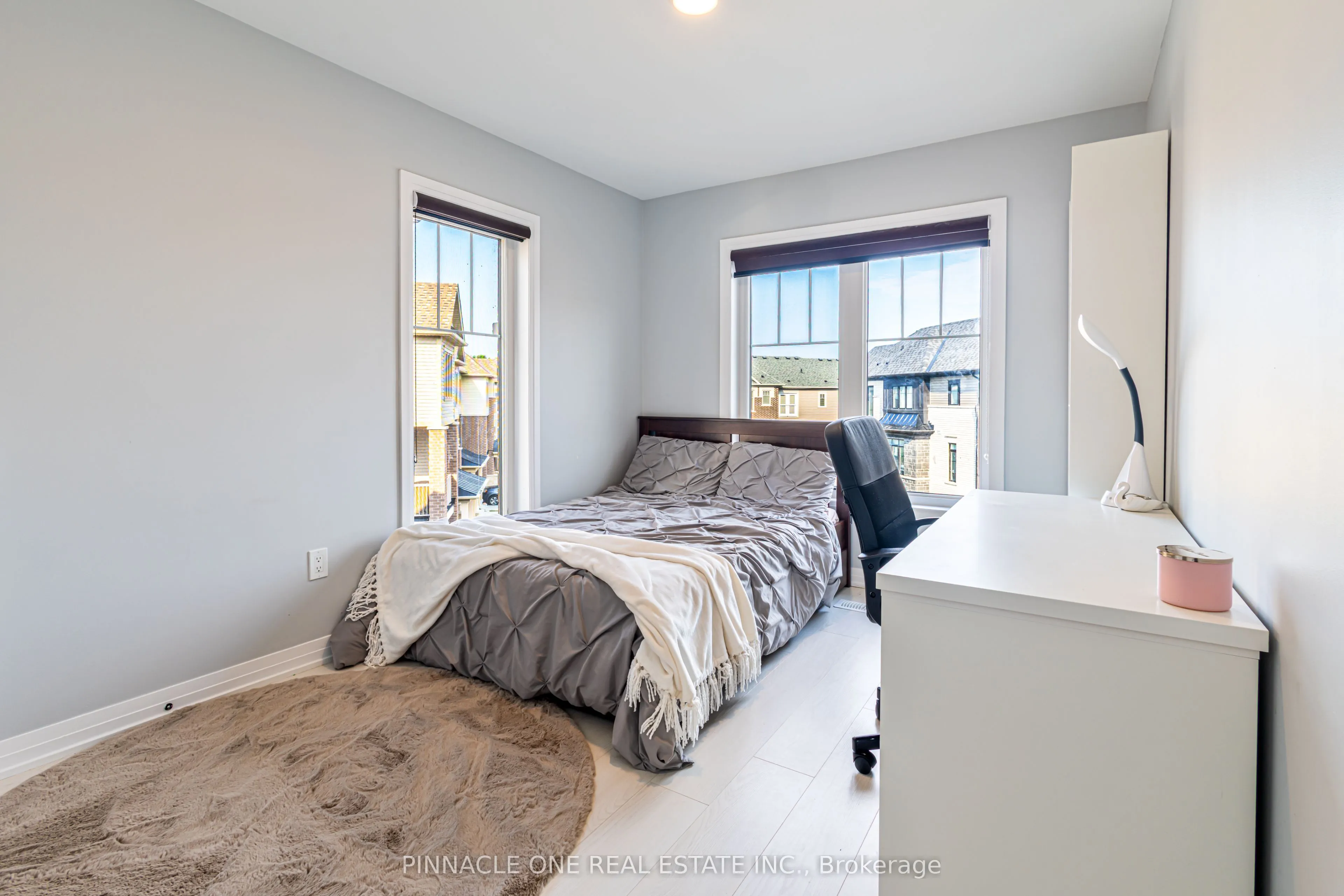 30 Ambereen Place