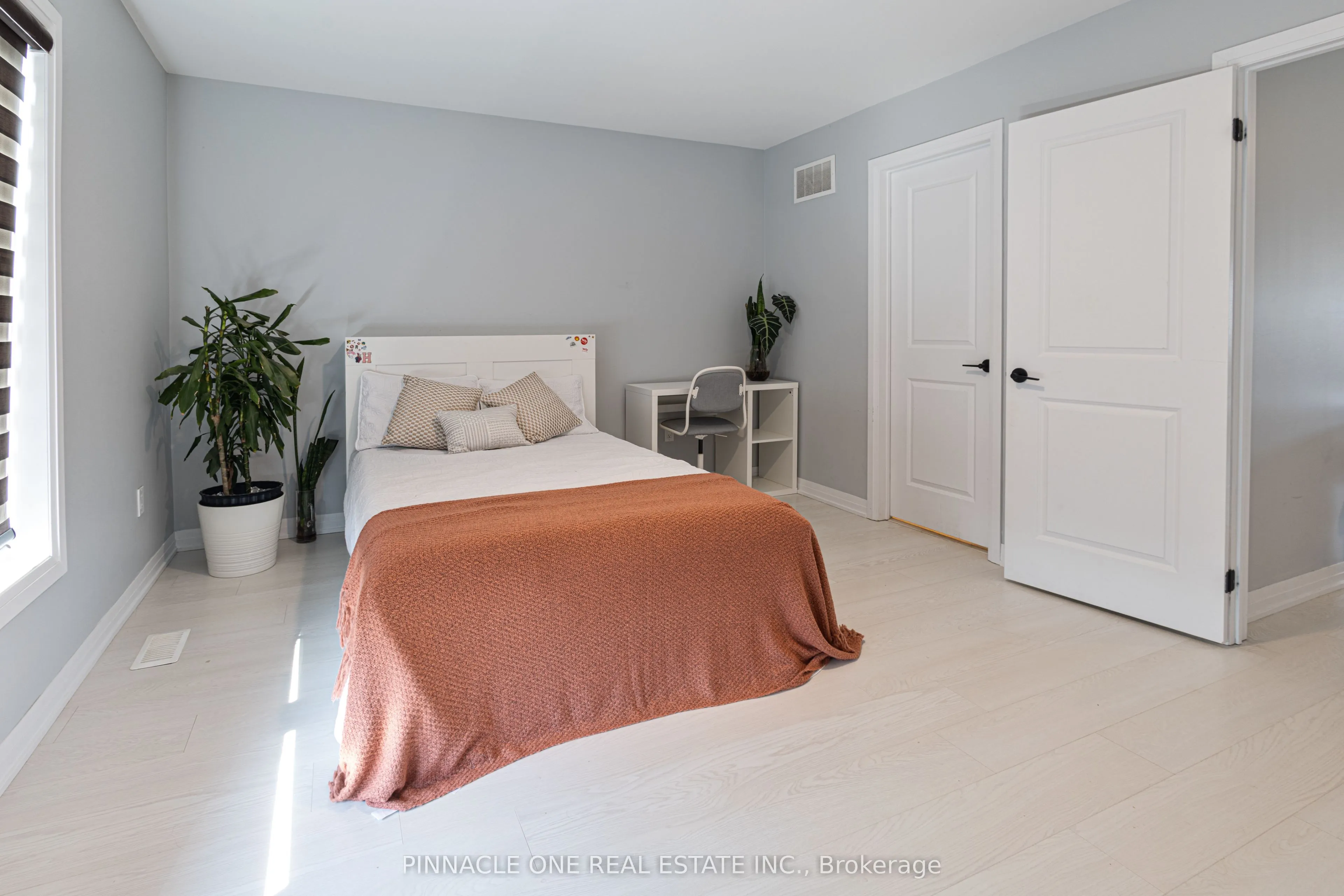 30 Ambereen Place