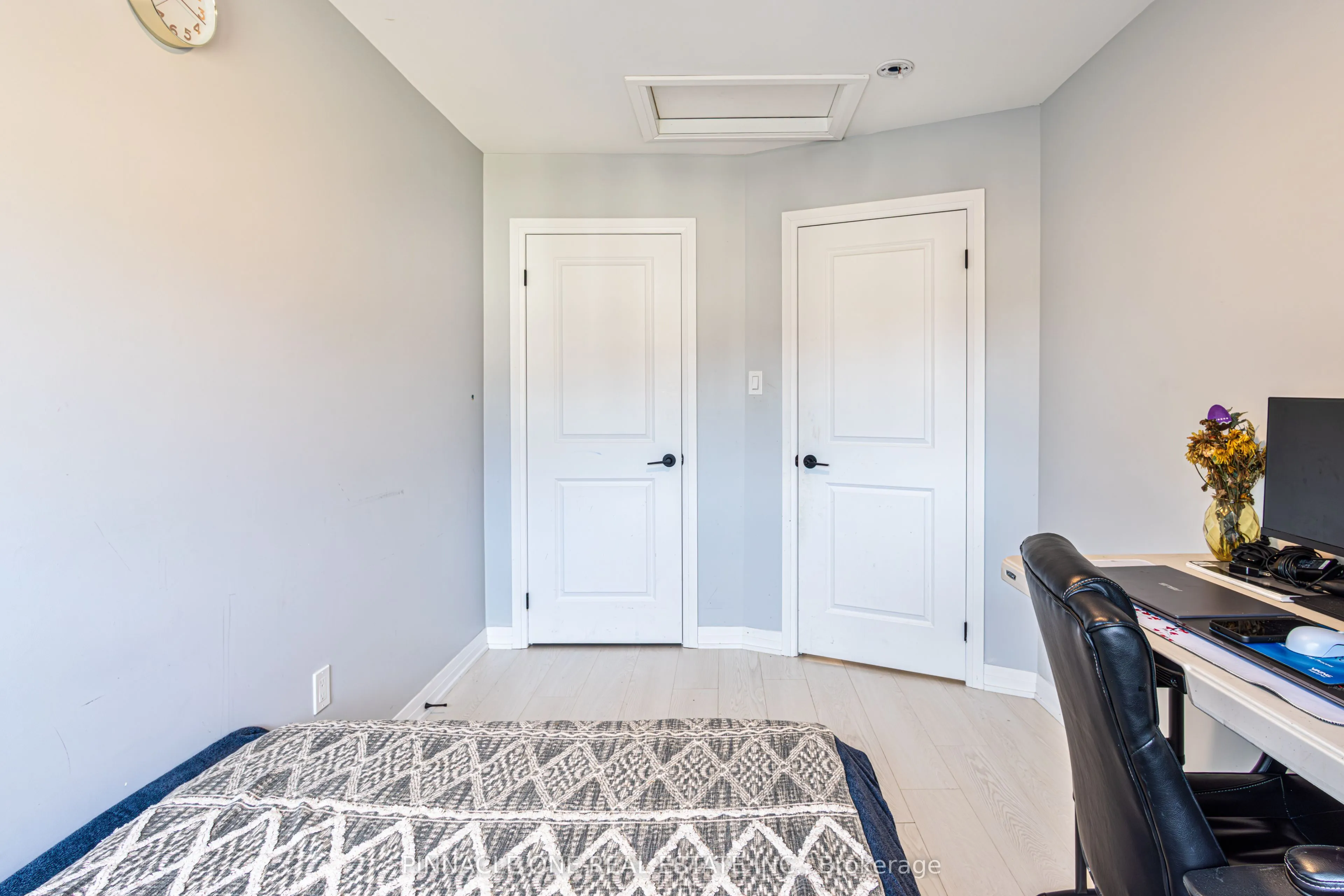 30 Ambereen Place