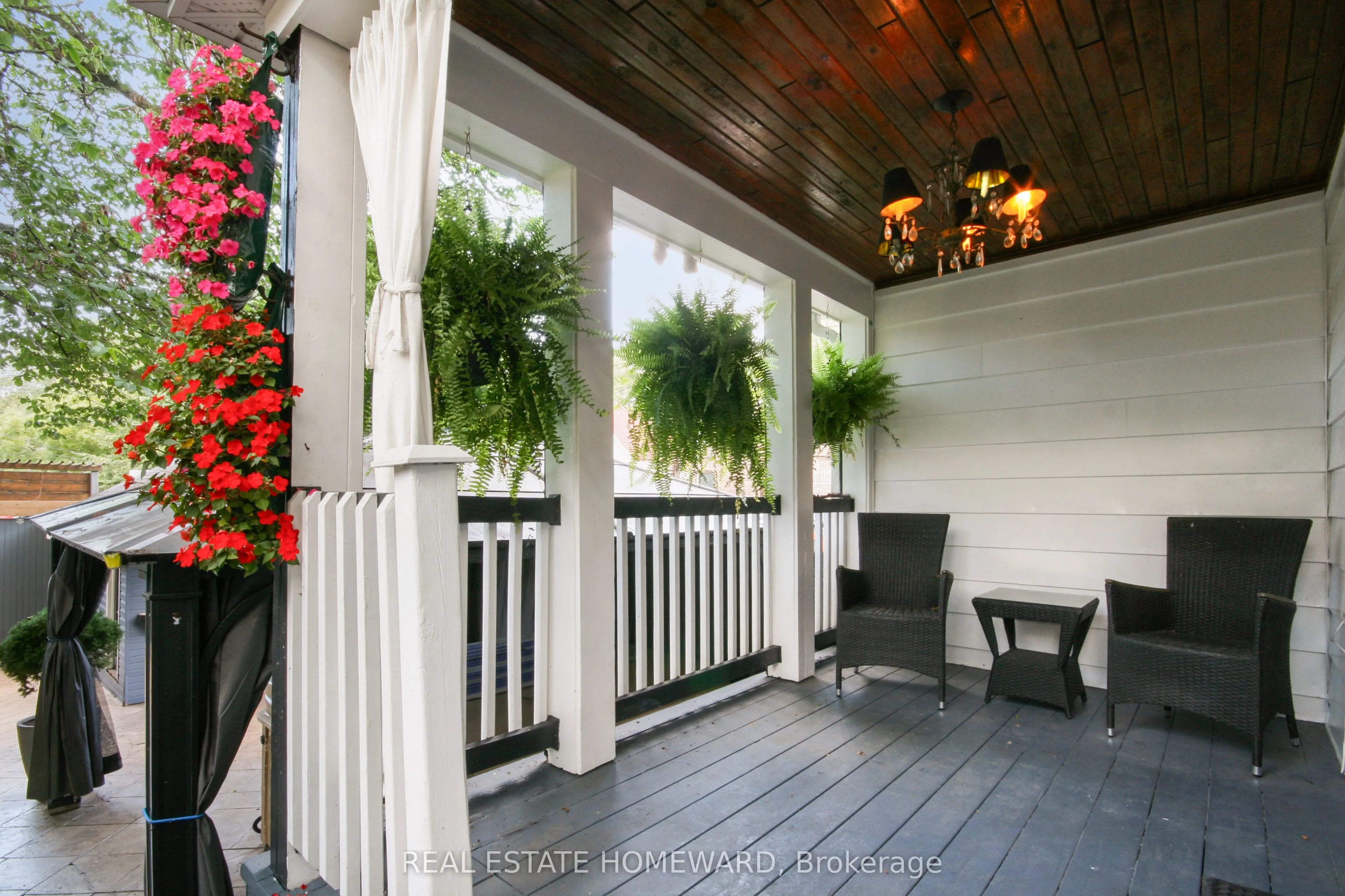 55 Woodbine Avenue
