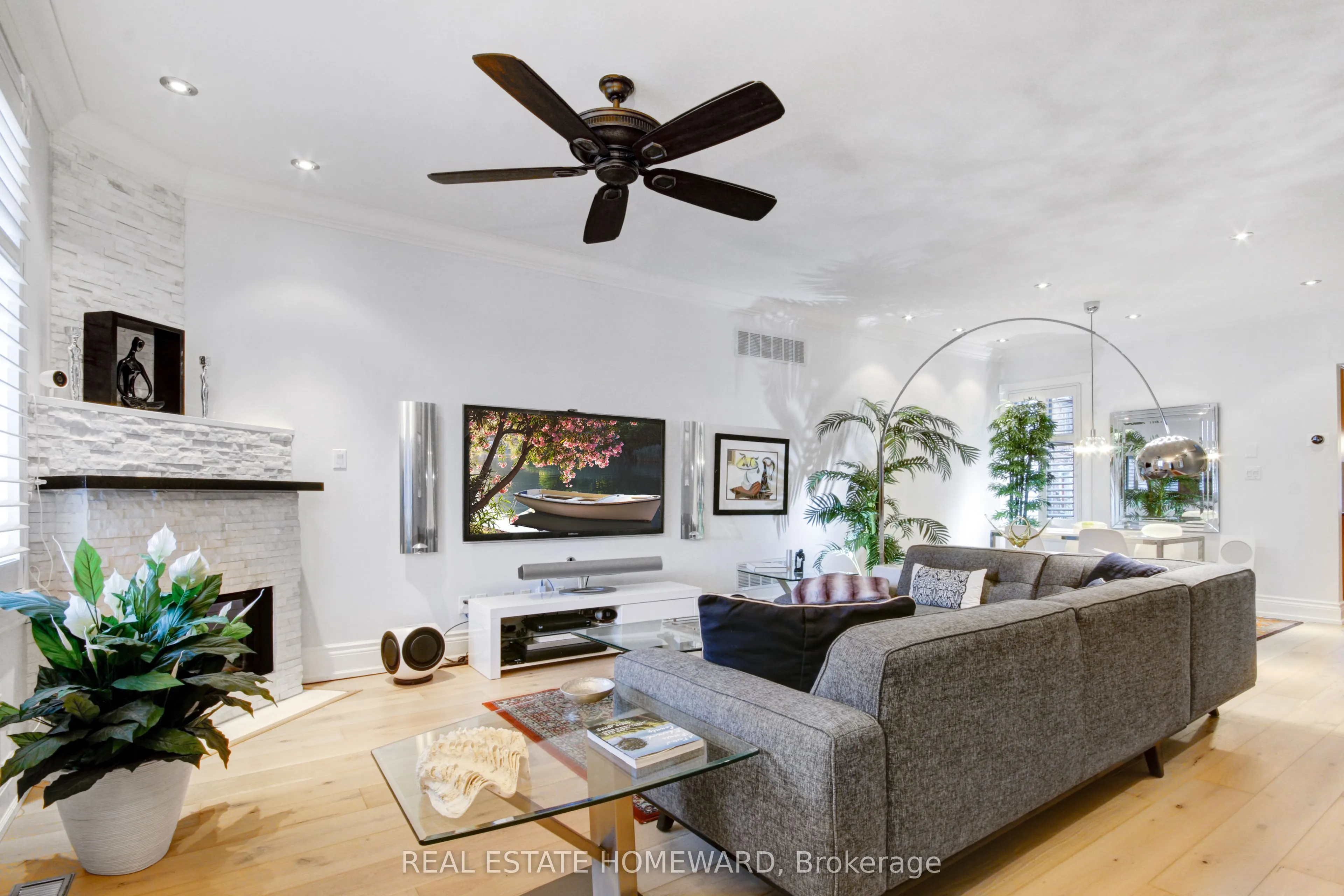 55 Woodbine Avenue