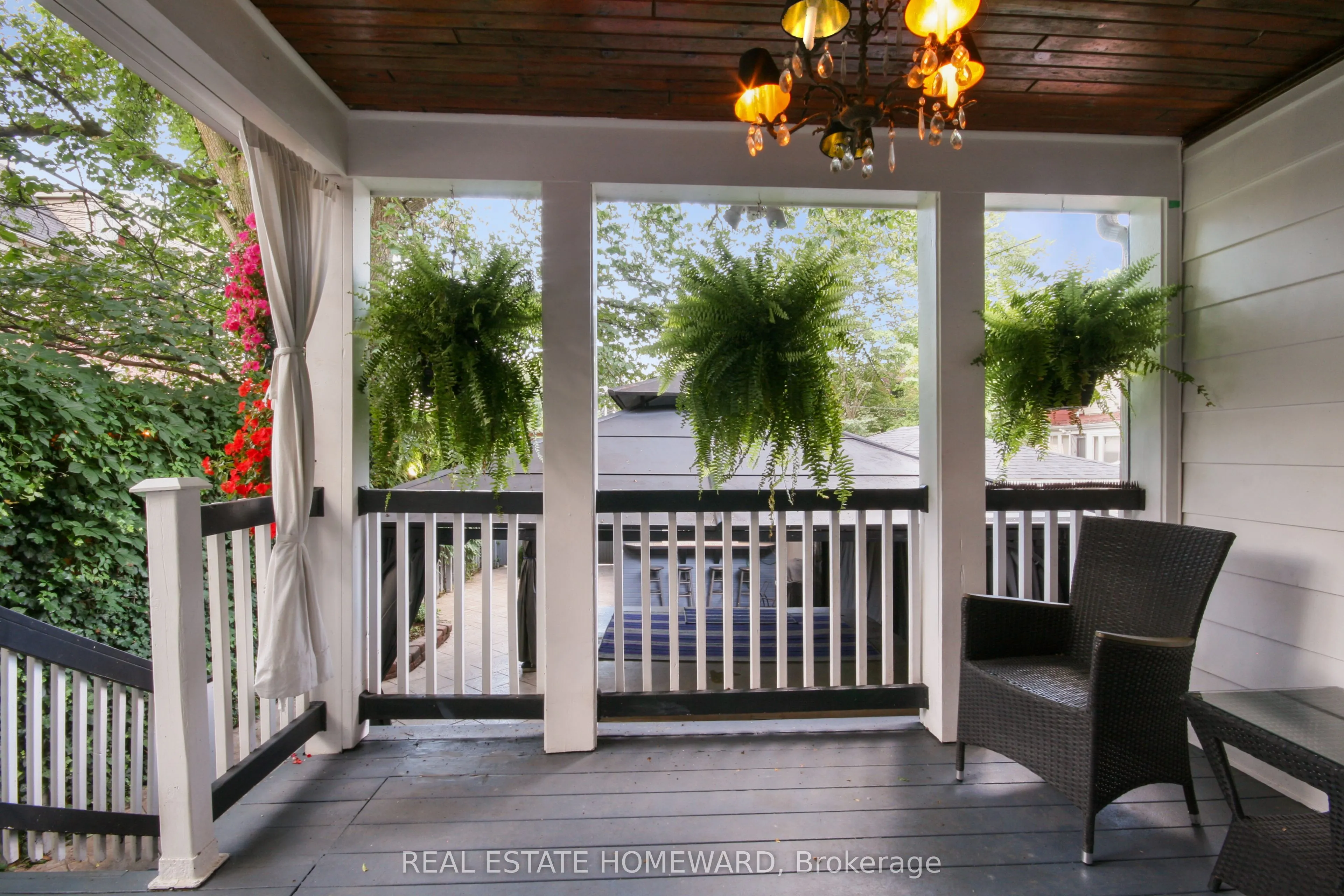 55 Woodbine Avenue