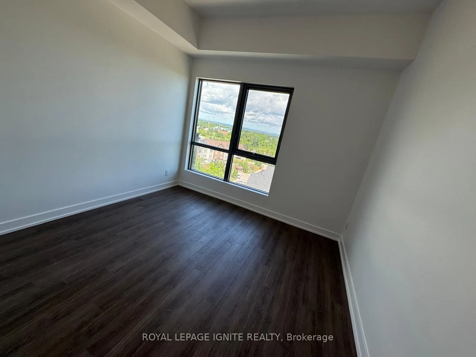55 Clarington Boulevard, #903