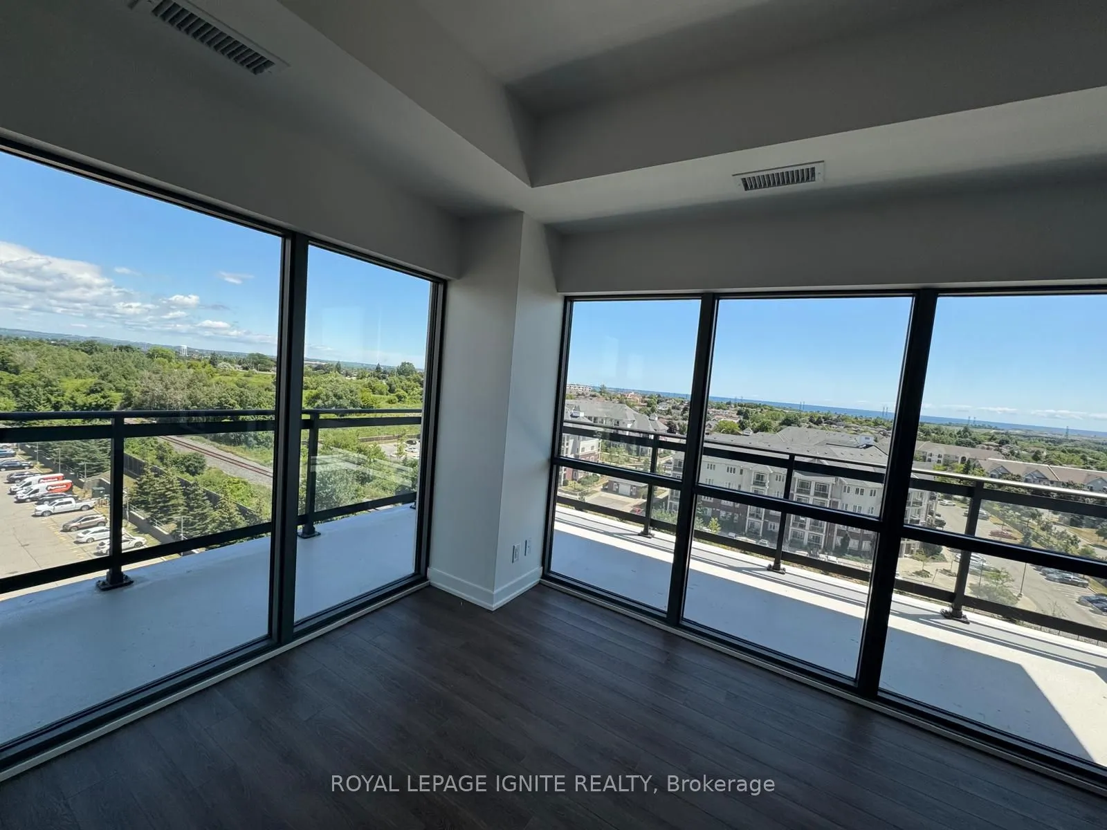 55 Clarington Boulevard, #903