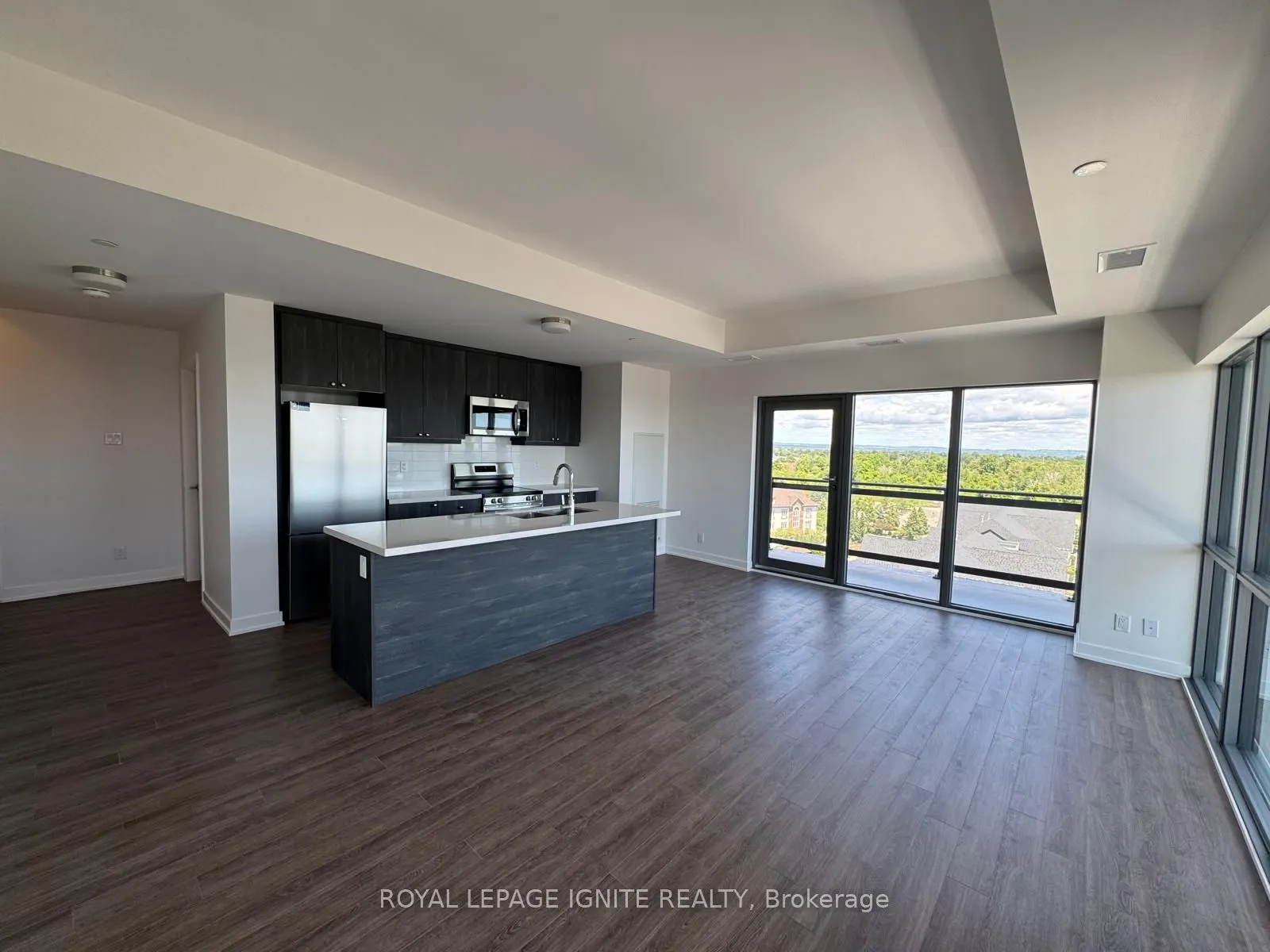 55 Clarington Boulevard, #903