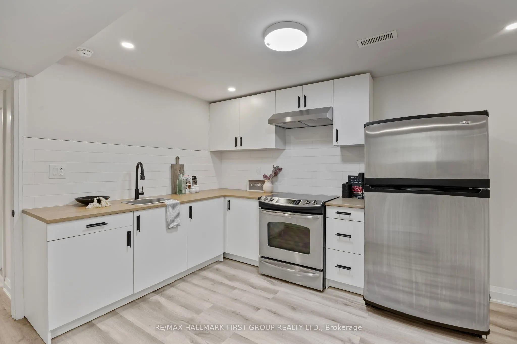 170 Avondale Drive, #Bsmt