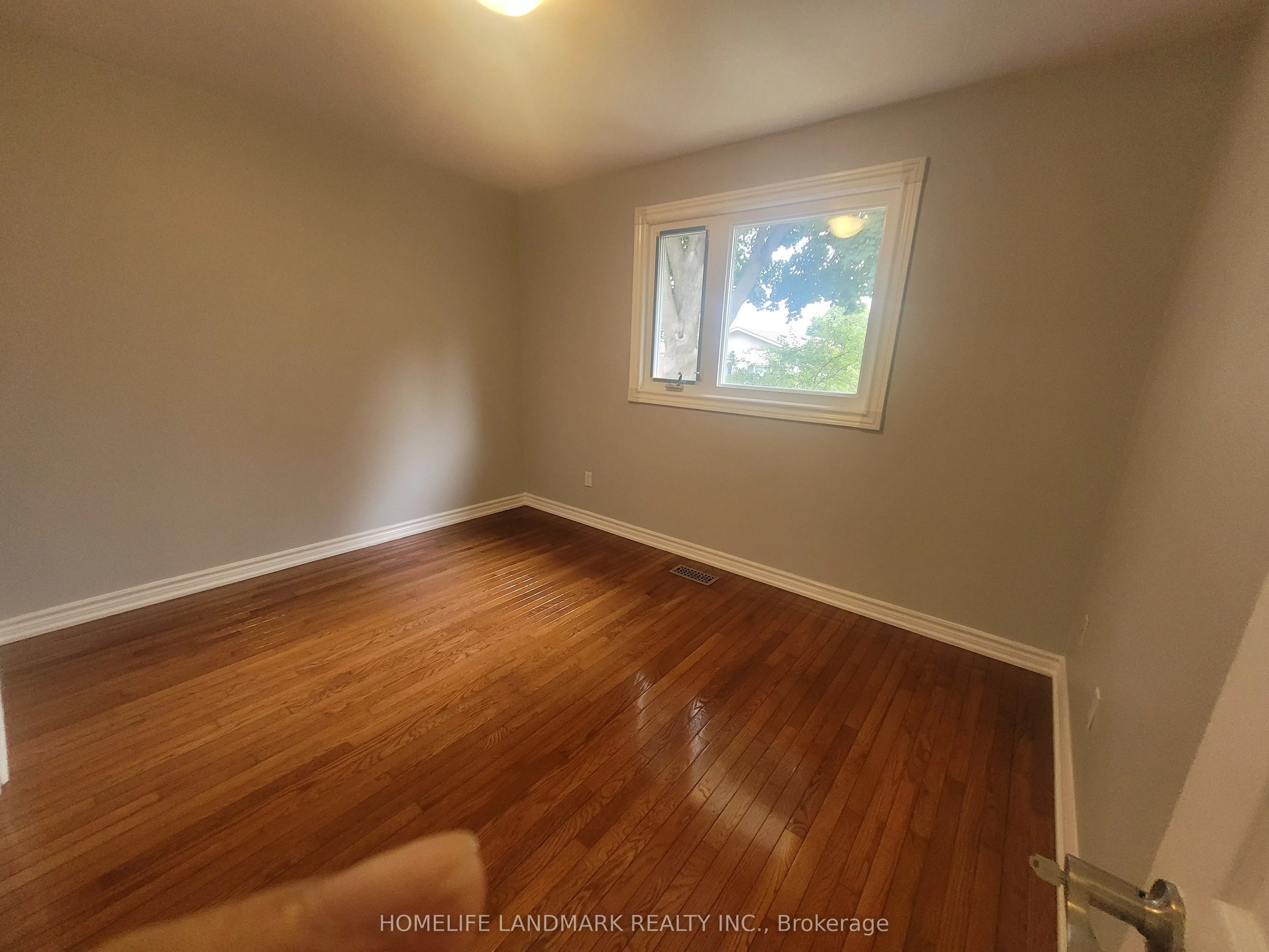 48 Kennaley Crescent, #Upper