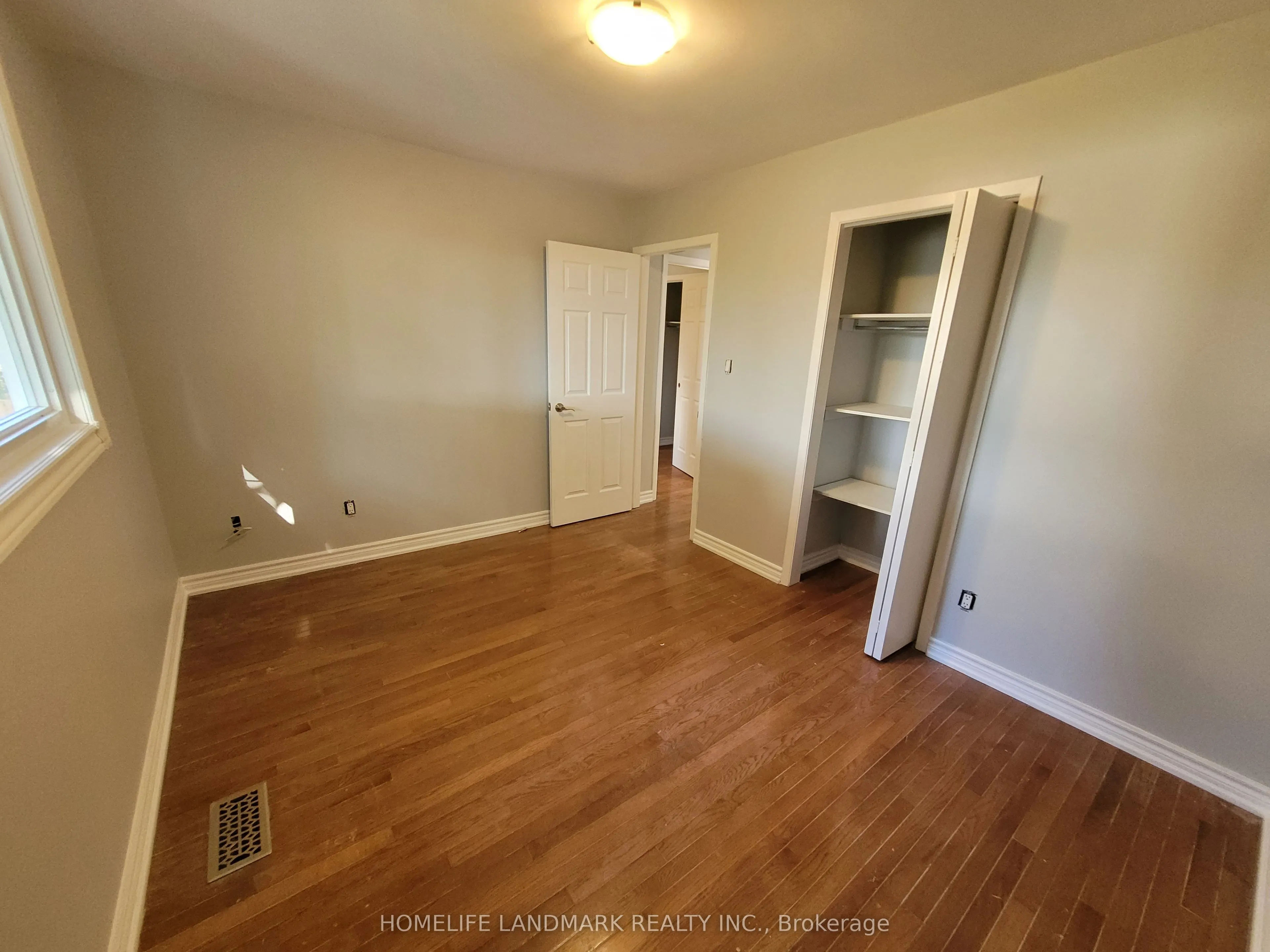 48 Kennaley Crescent, #Upper