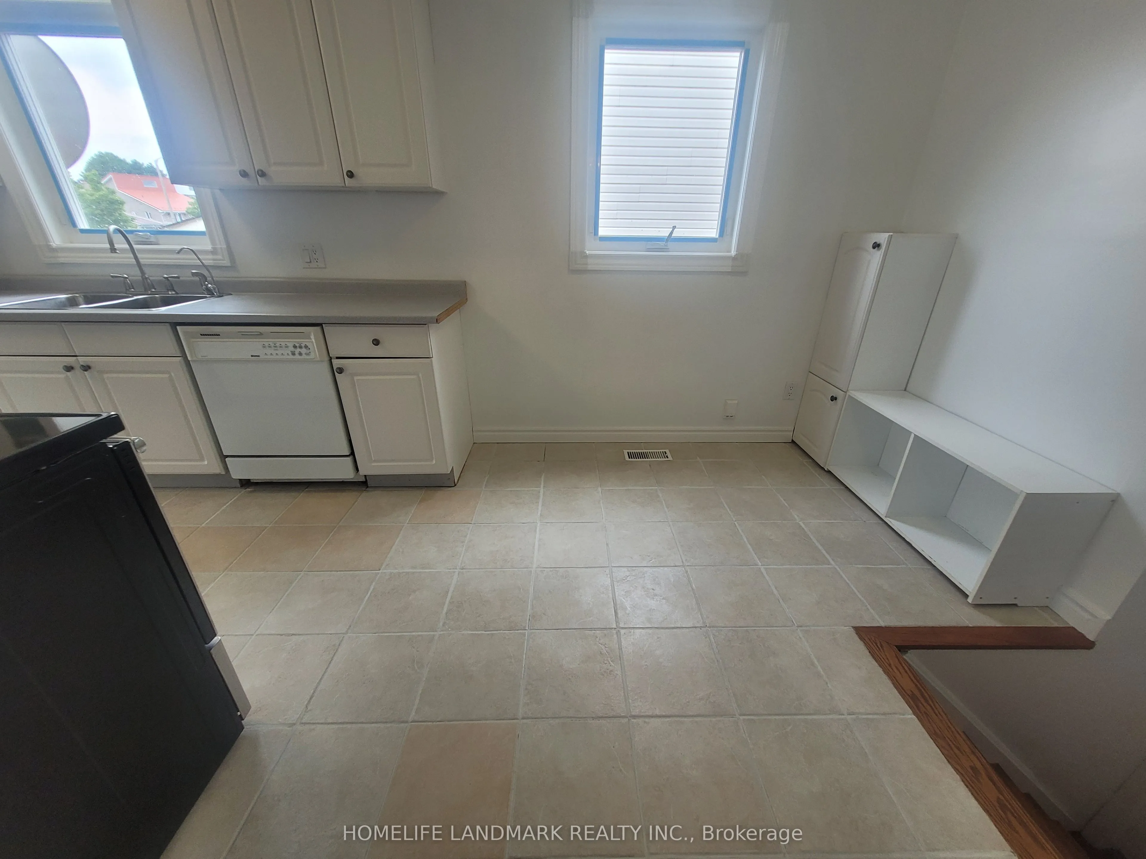48 Kennaley Crescent, #Upper