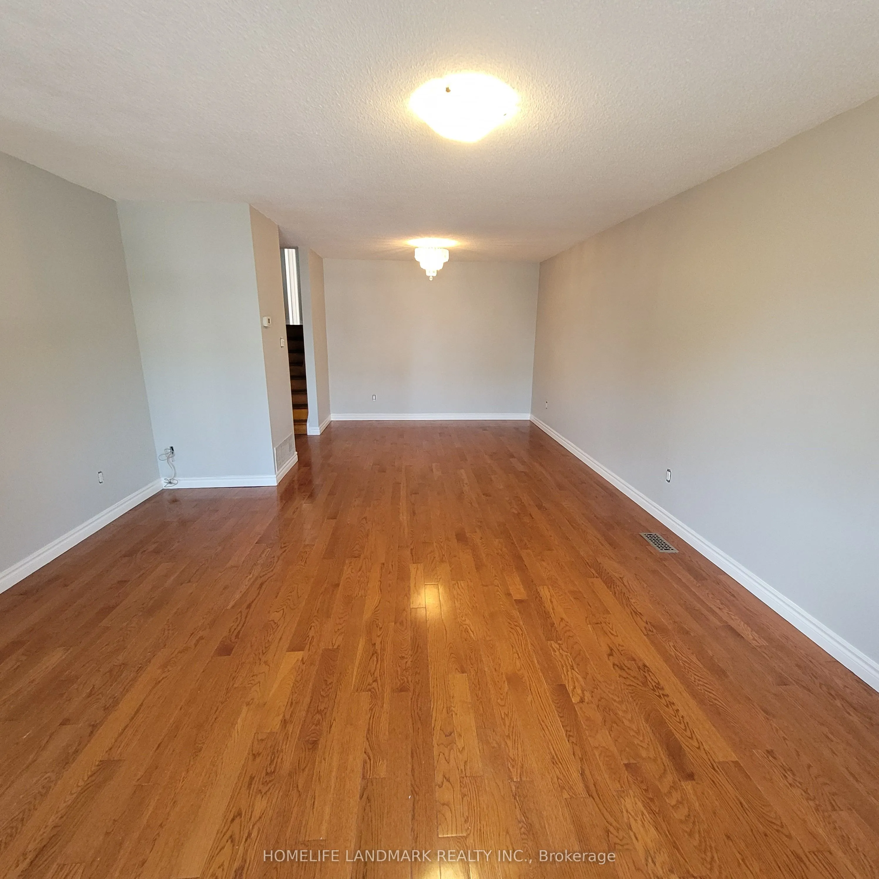 48 Kennaley Crescent, #Upper