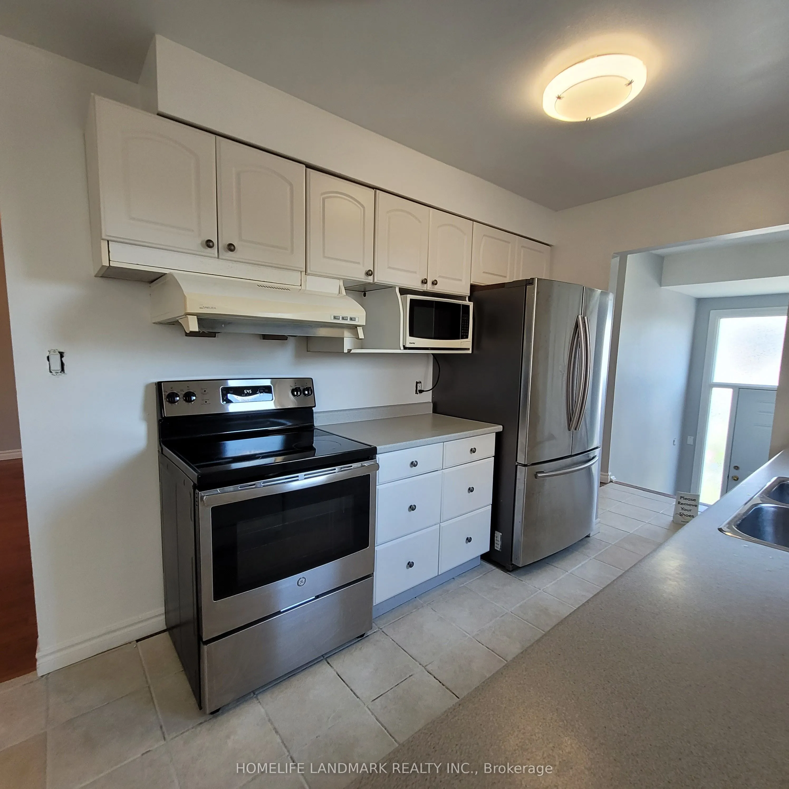 48 Kennaley Crescent, #Upper