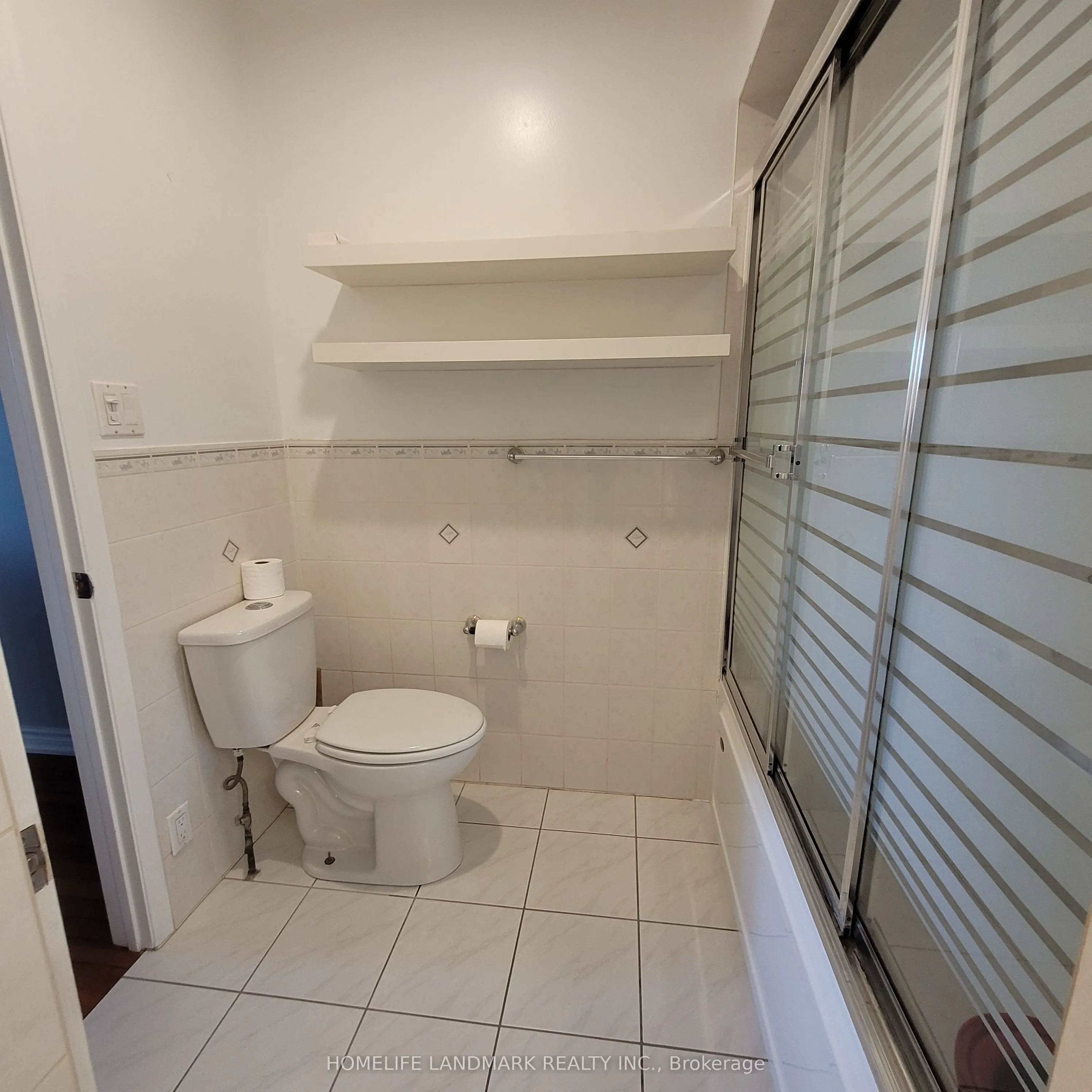 48 Kennaley Crescent, #Upper