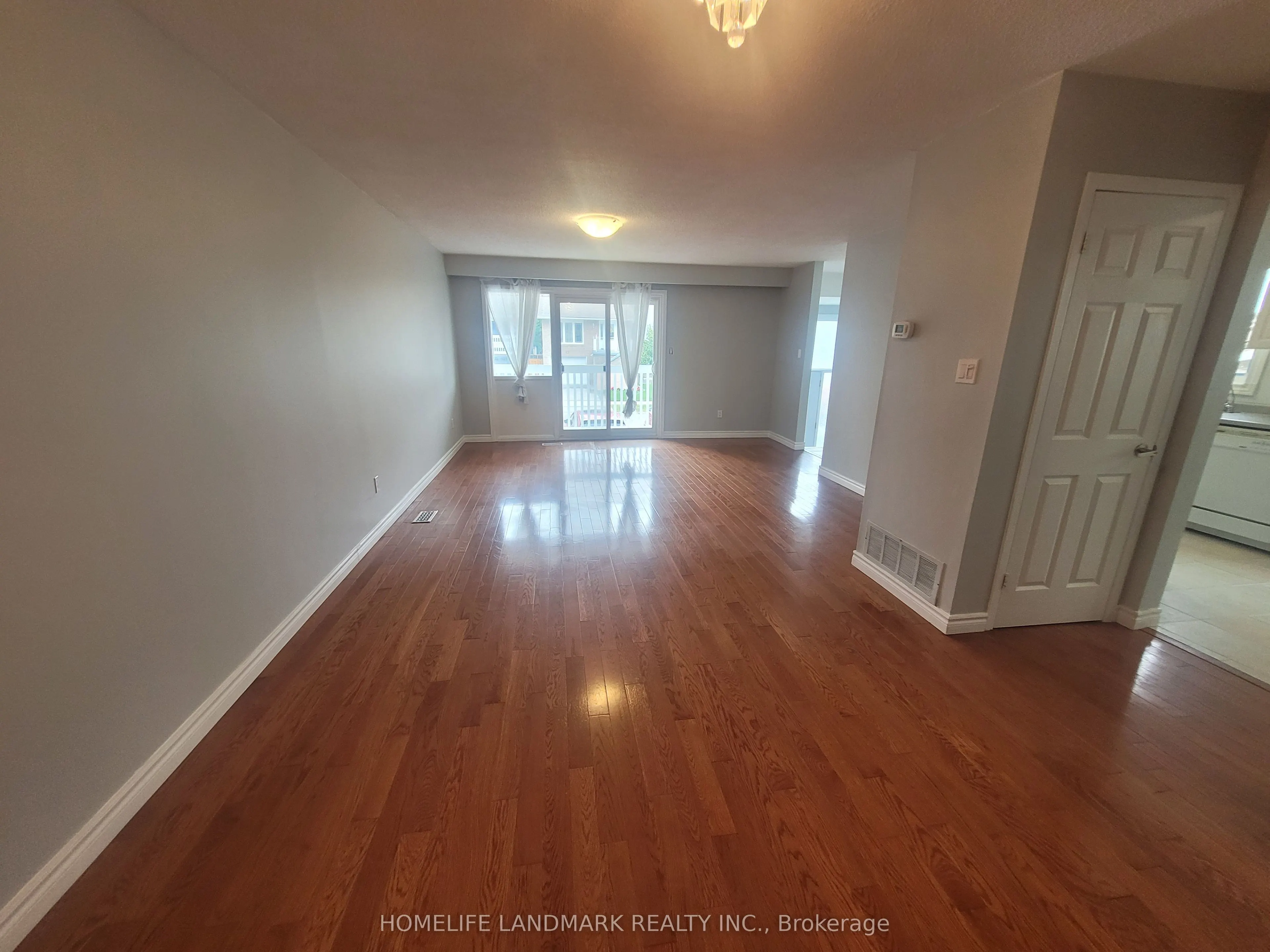 48 Kennaley Crescent, #Upper