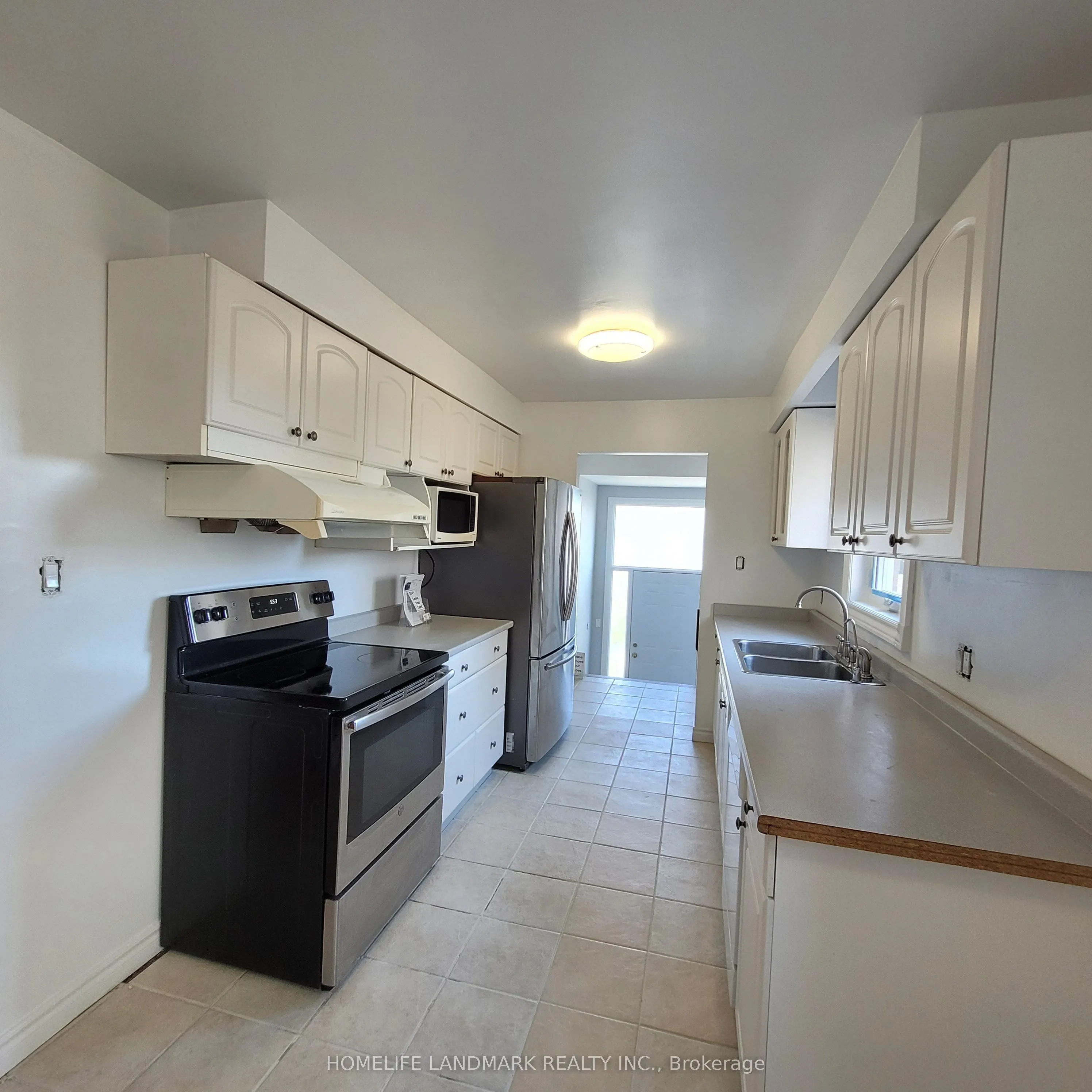 48 Kennaley Crescent, #Upper