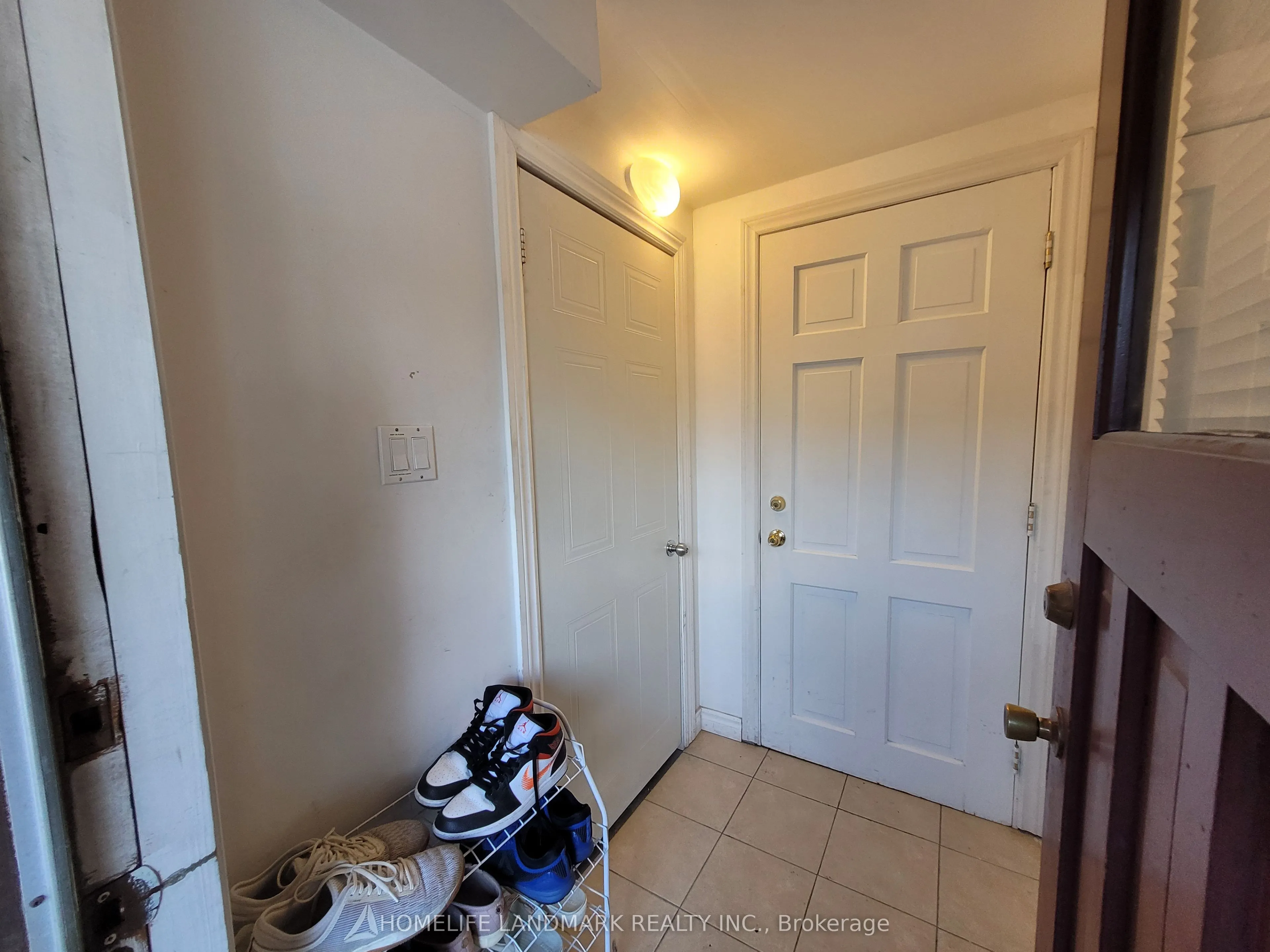48 Kennaley Crescent, #Upper