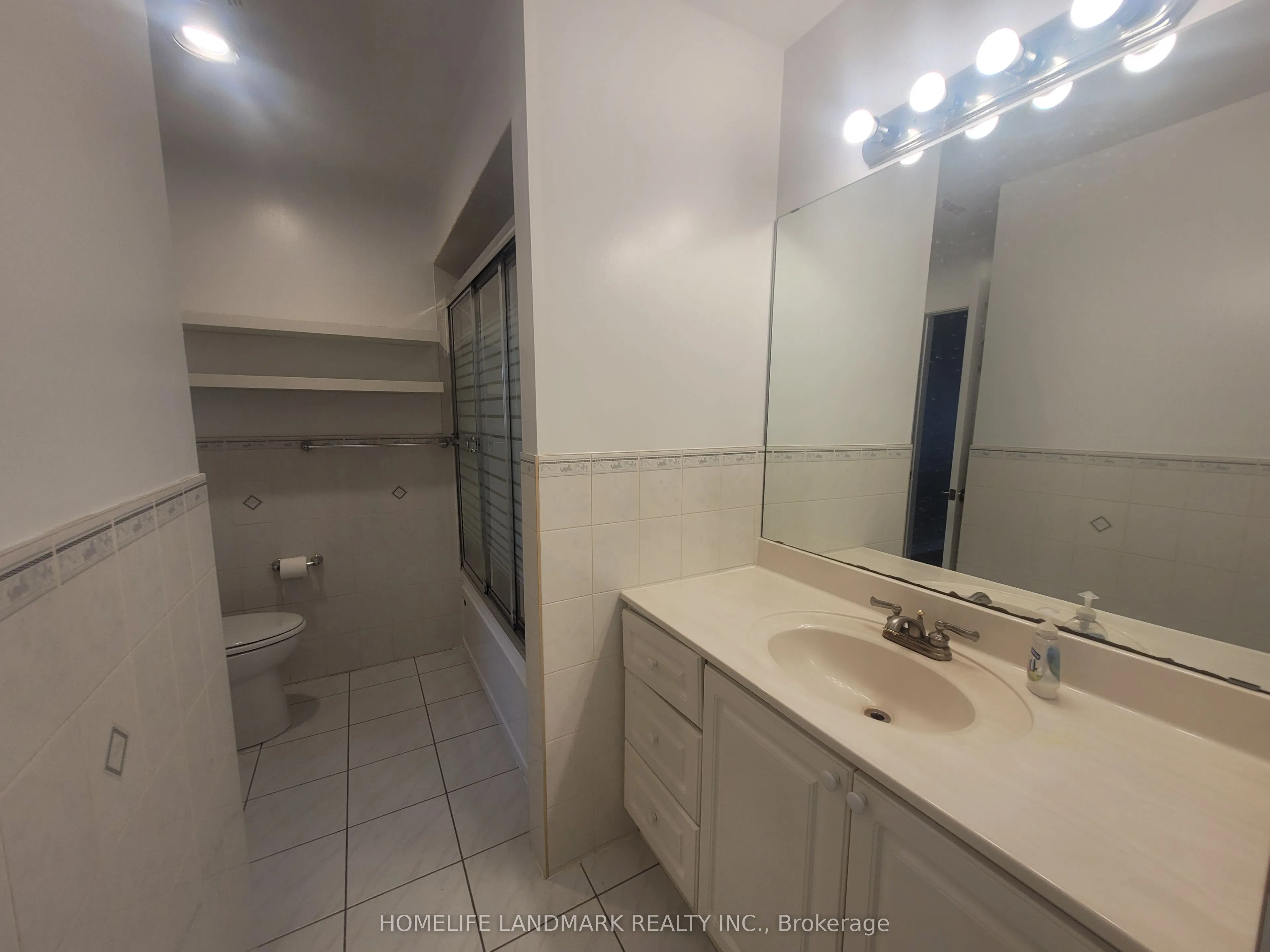 48 Kennaley Crescent, #Upper