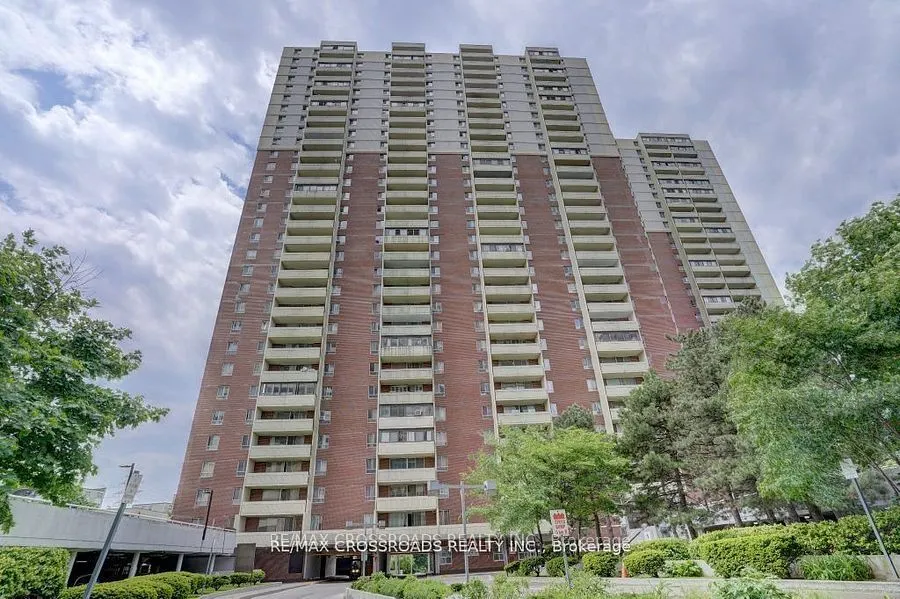 1 Massey Square, #1109
