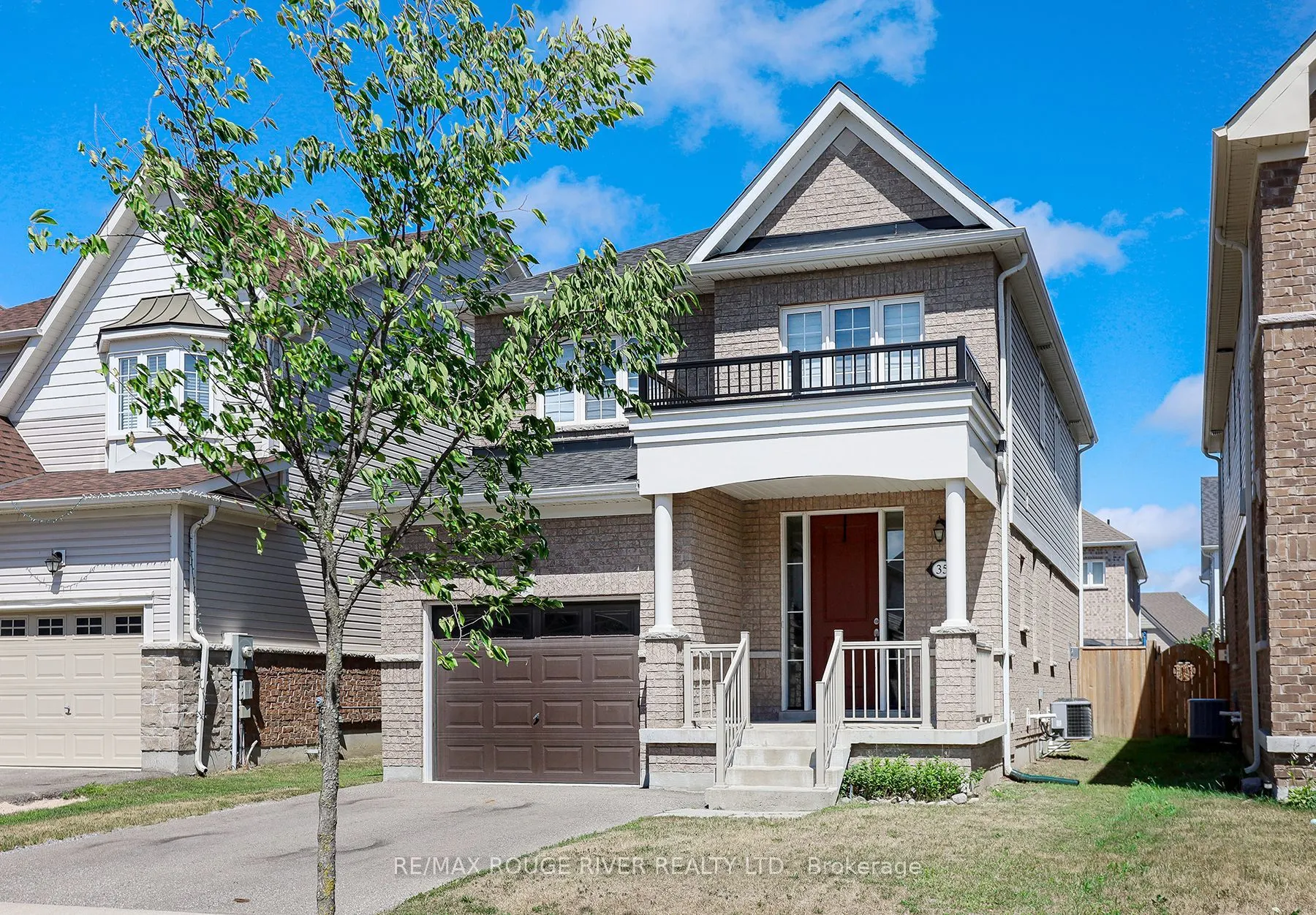 35 Thomas Bird Street