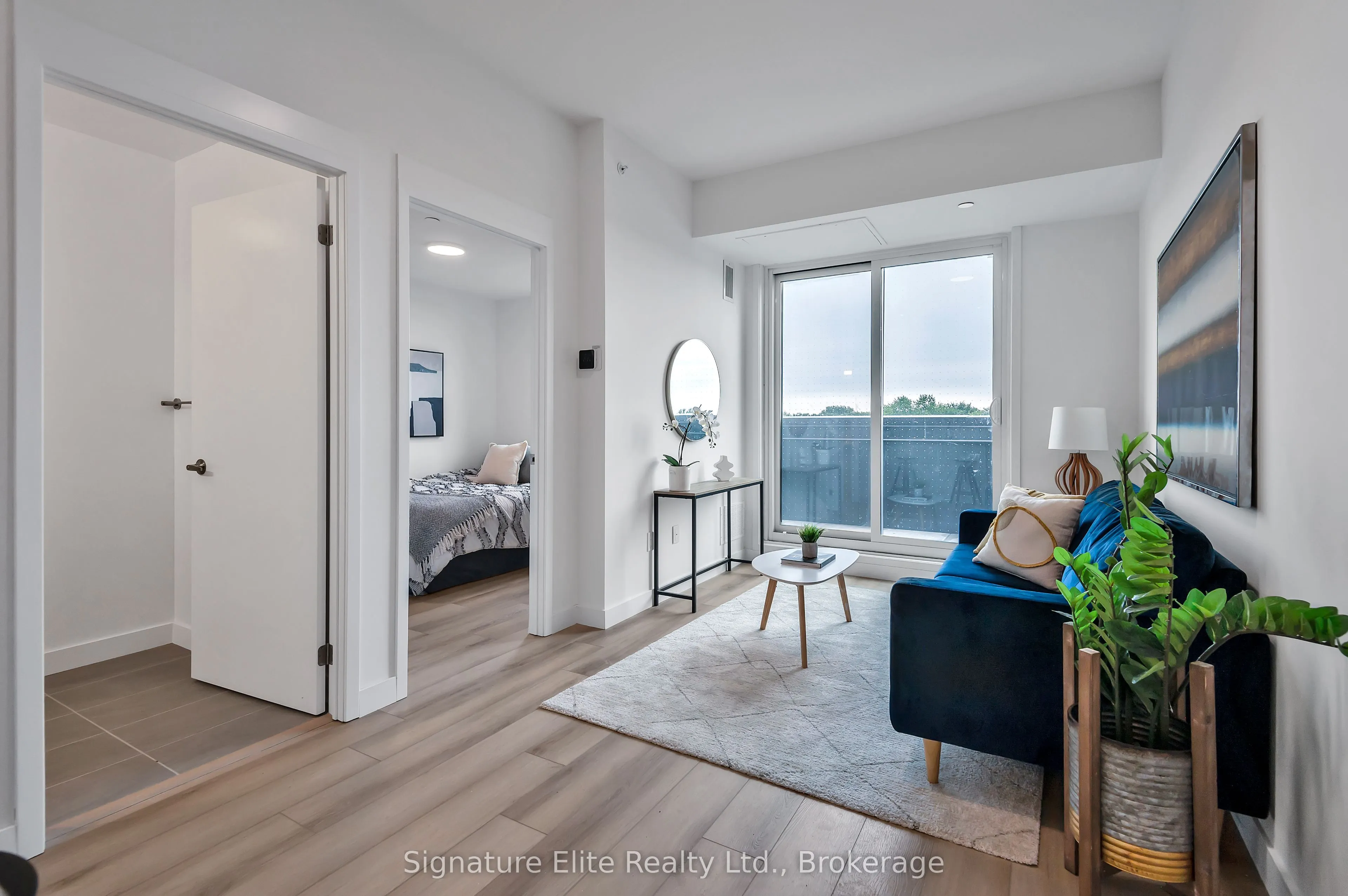 2382 Kingston Road, #403