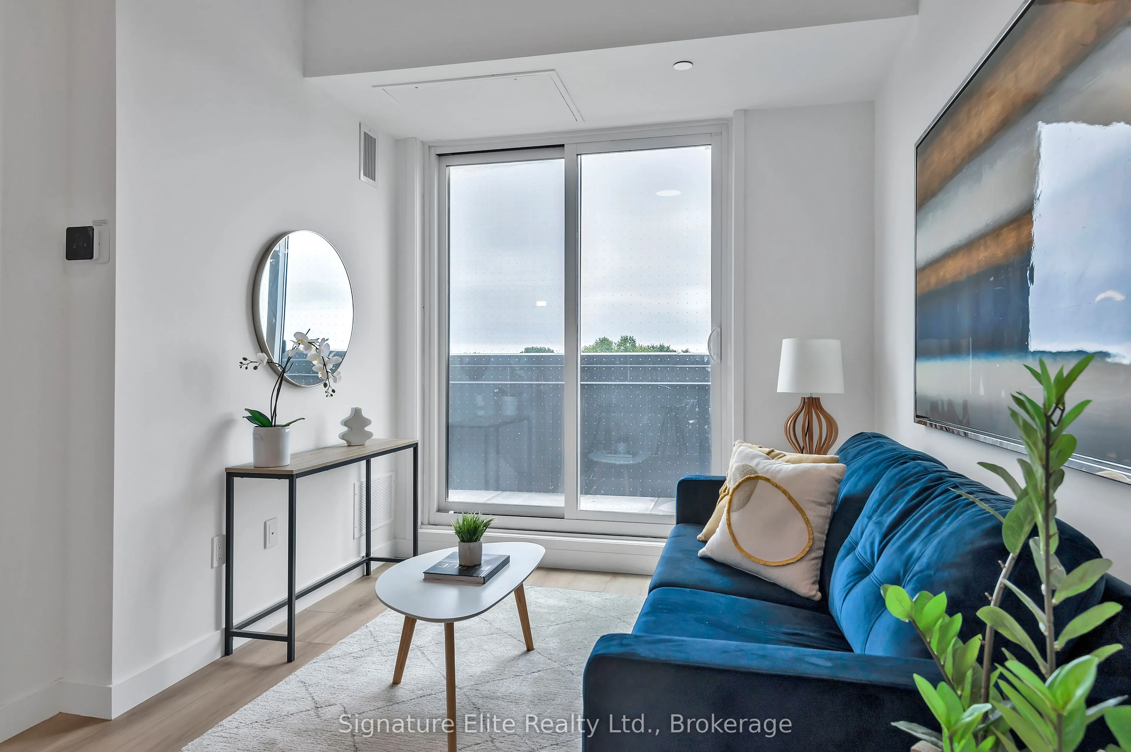 2382 Kingston Road, #403