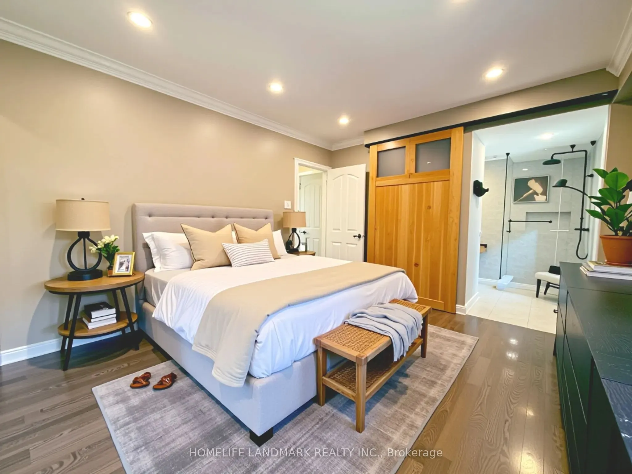 83 Emmeline Crescent