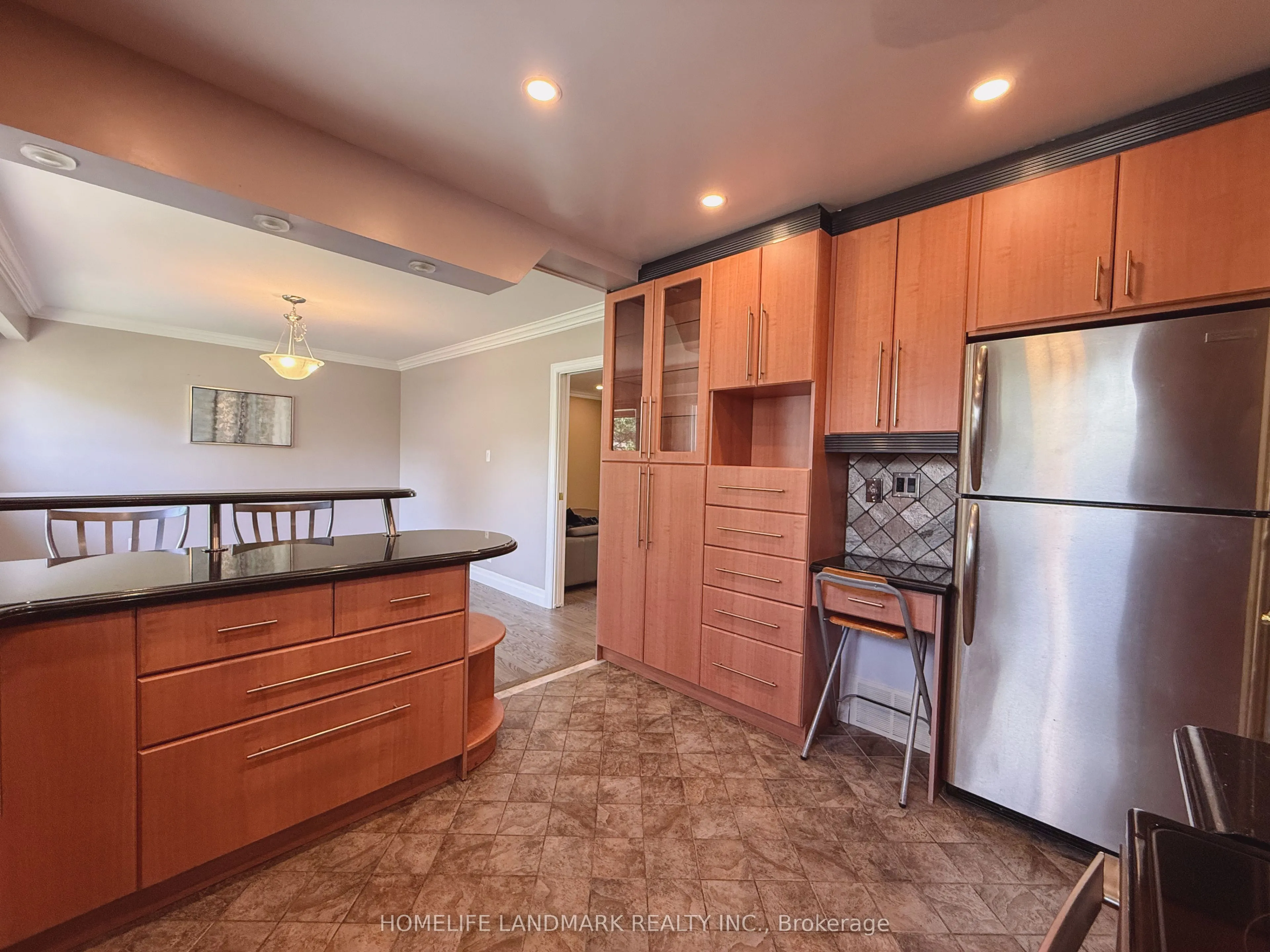 83 Emmeline Crescent