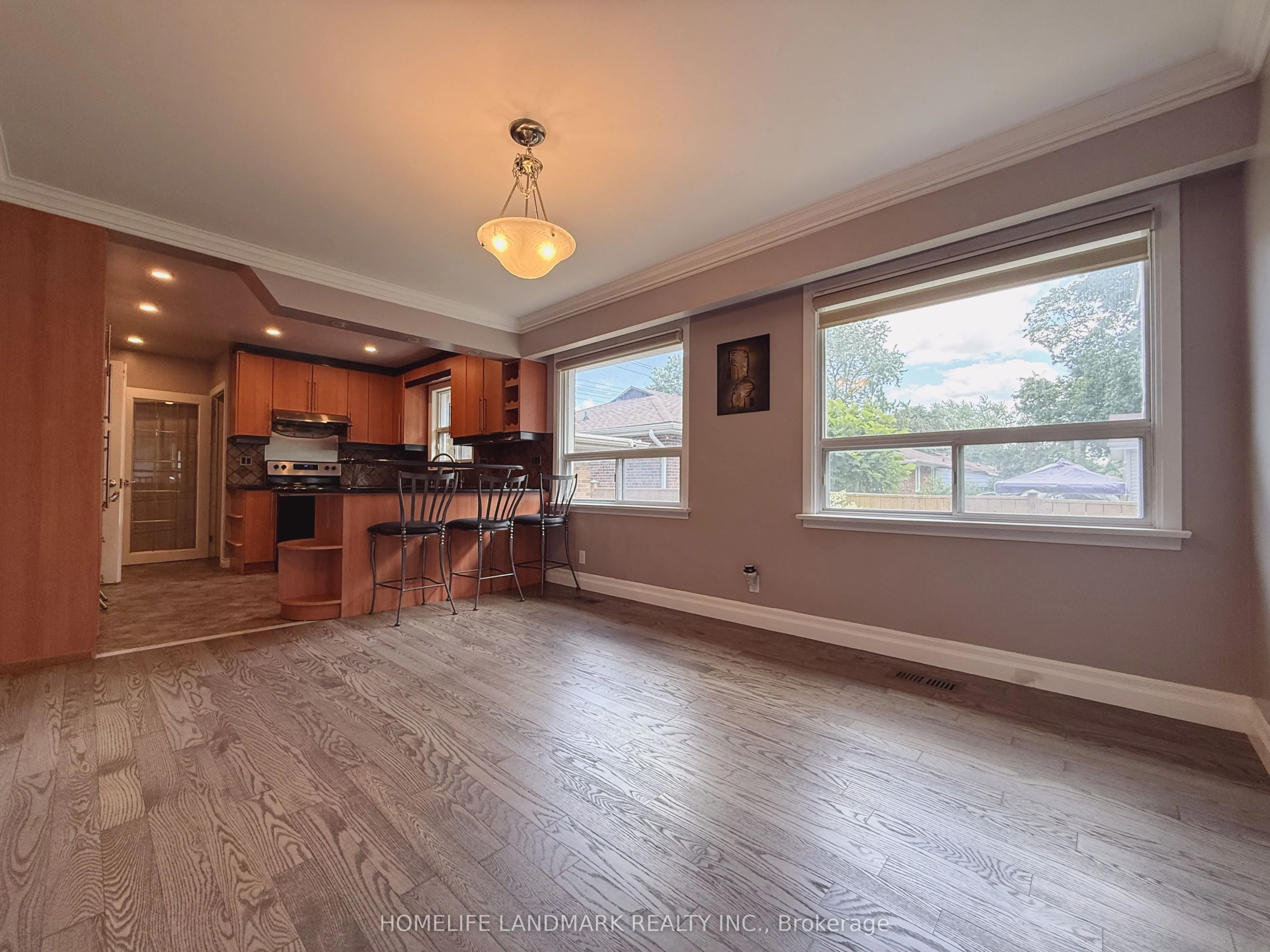 83 Emmeline Crescent