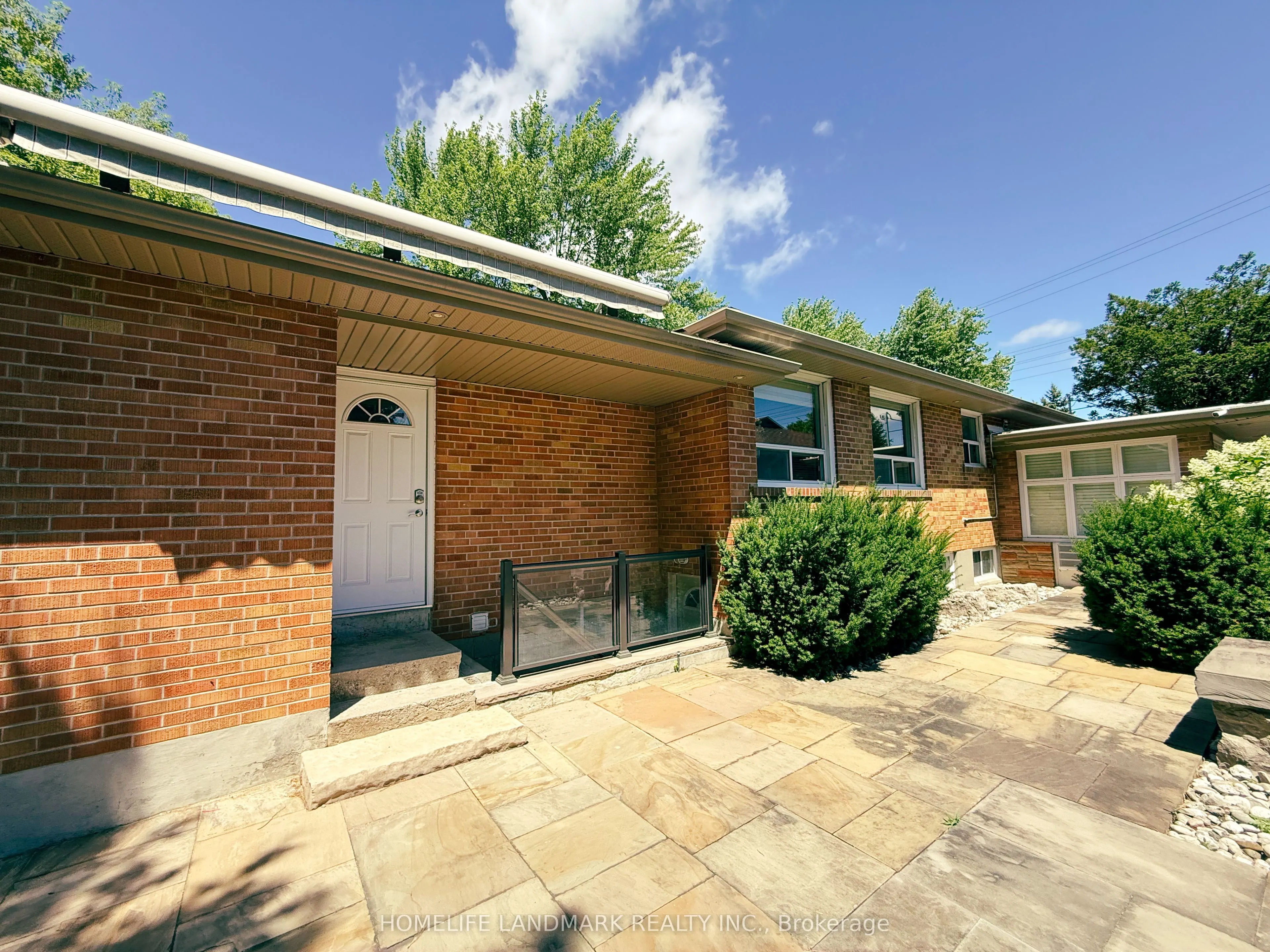 83 Emmeline Crescent