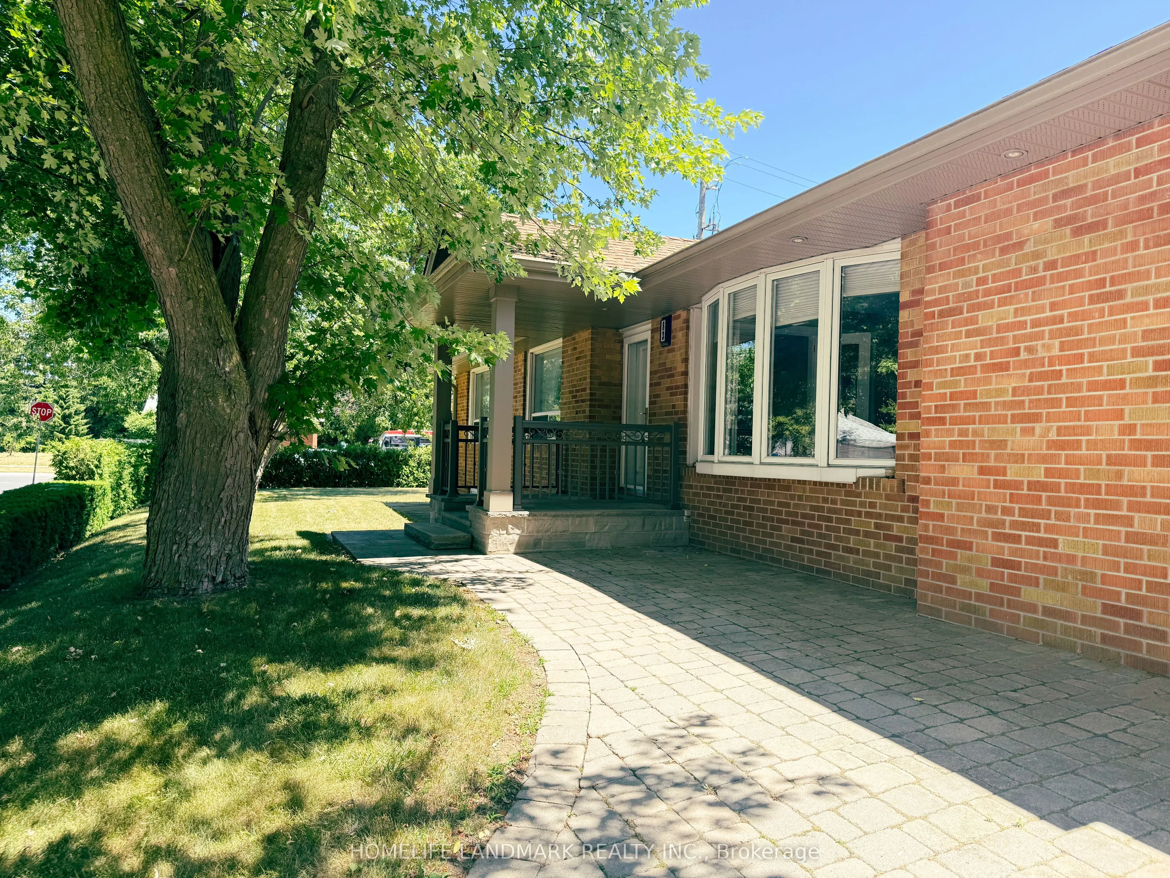83 Emmeline Crescent