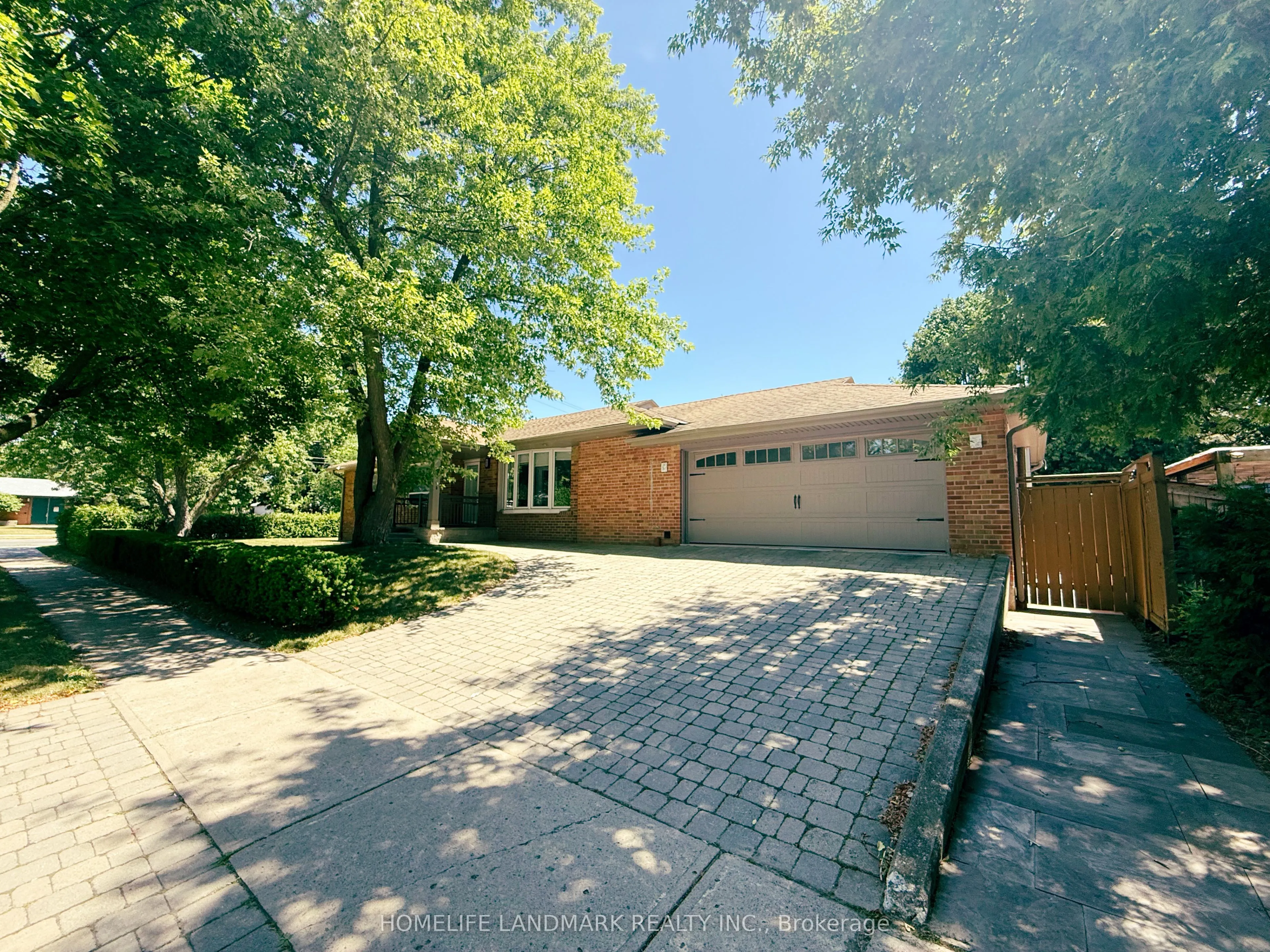 83 Emmeline Crescent