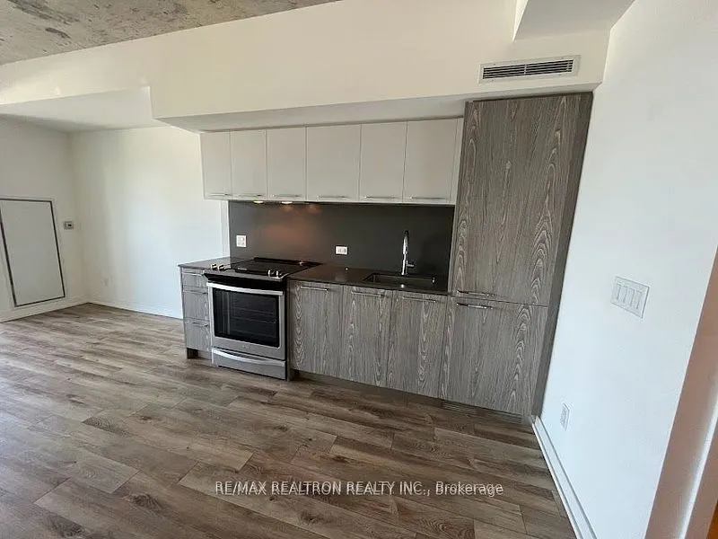 30 Baseball Place, #632